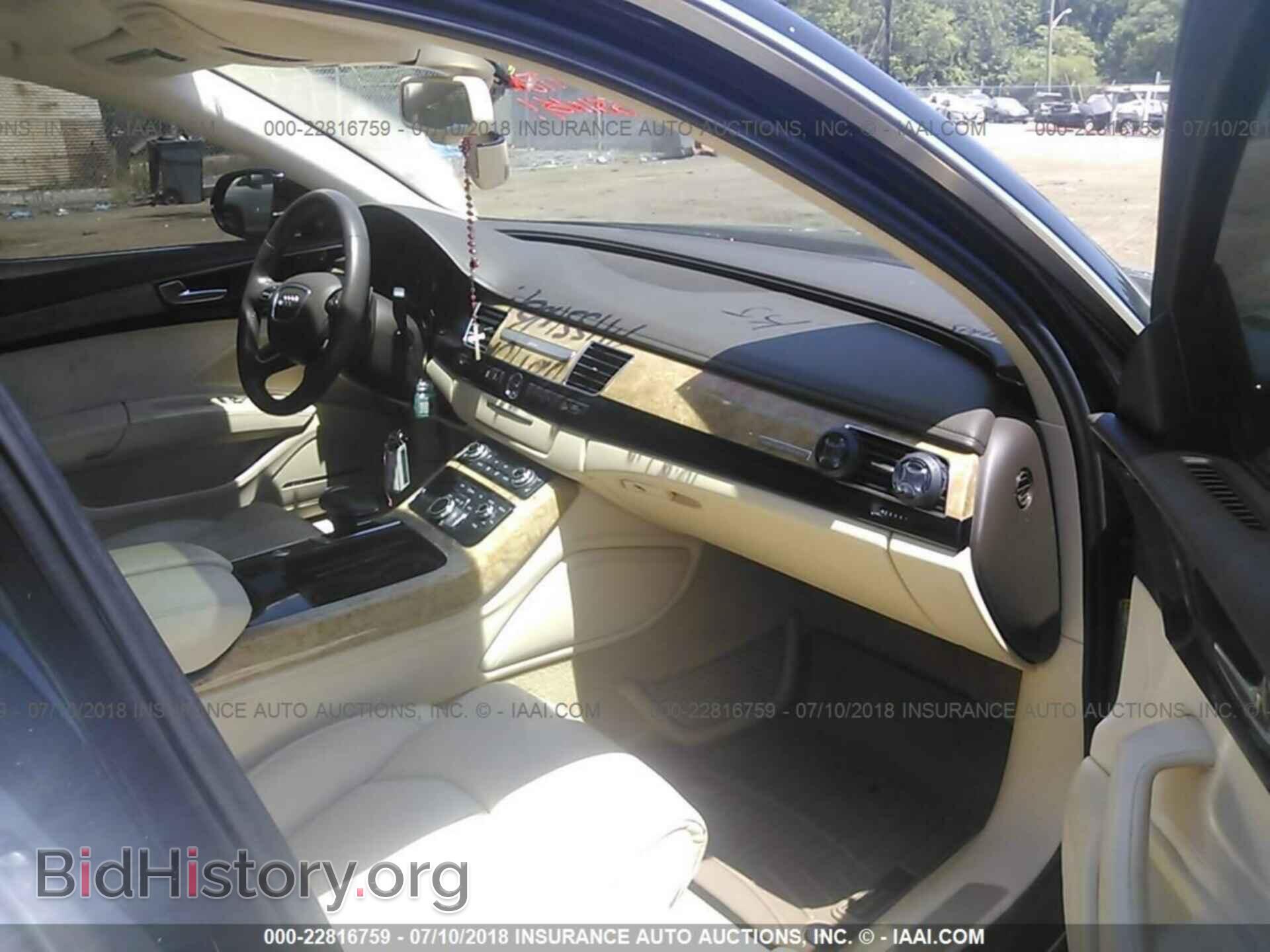 2011 Audi A8 - VIN: WAURVAFDXBN020977 - Photo 5