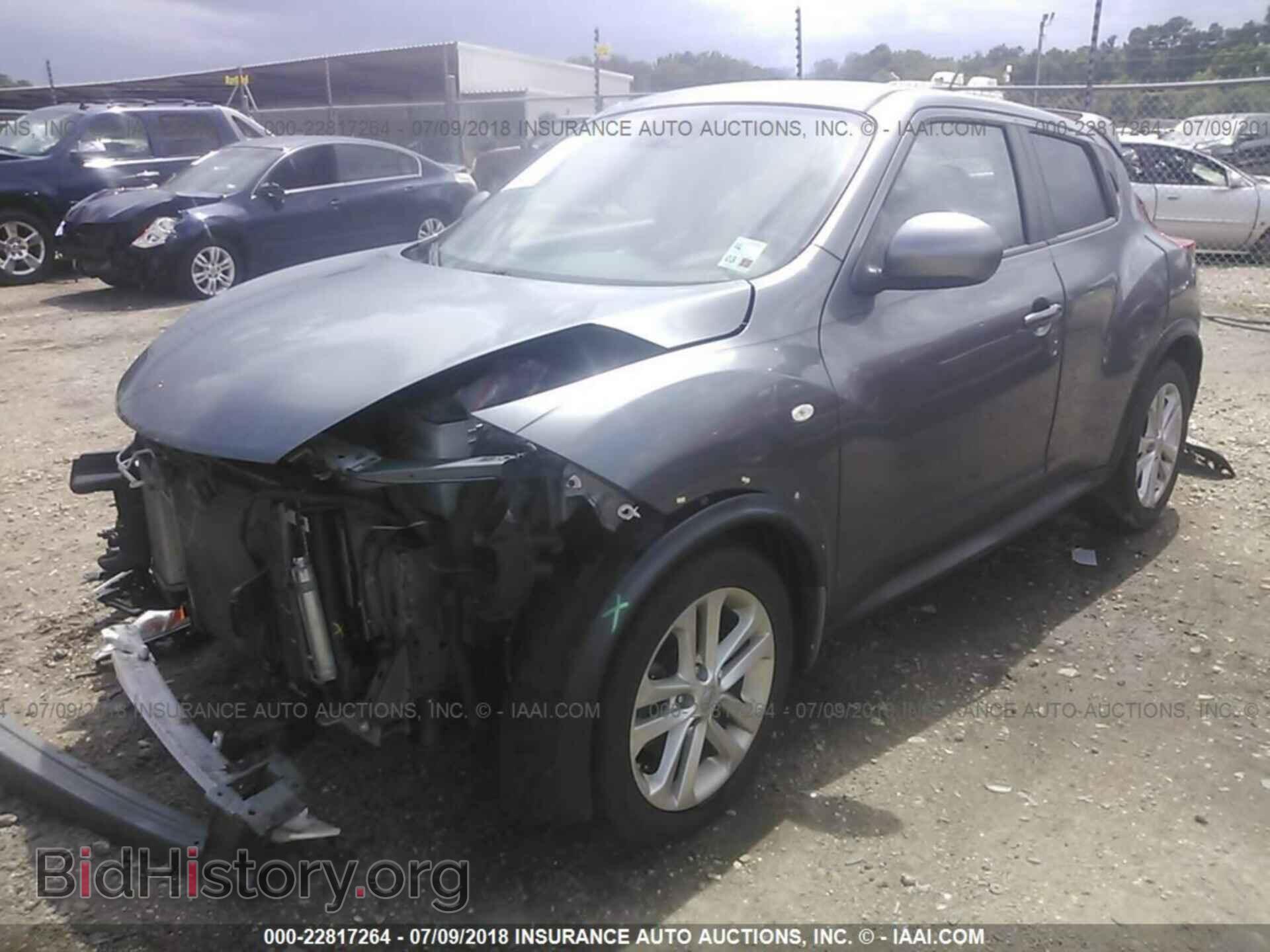 2013 Nissan Juke - VIN: JN8AF5MR7DT210385 - Фото 2