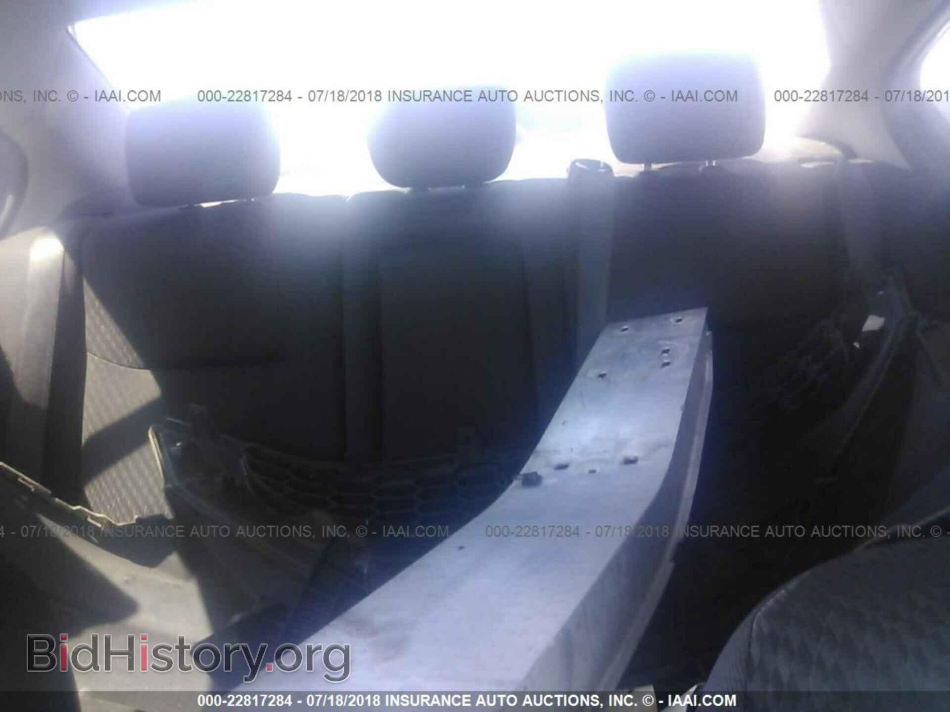 2014 Honda Civic - VIN: 19XFB2F83EE268200 - Photo 8