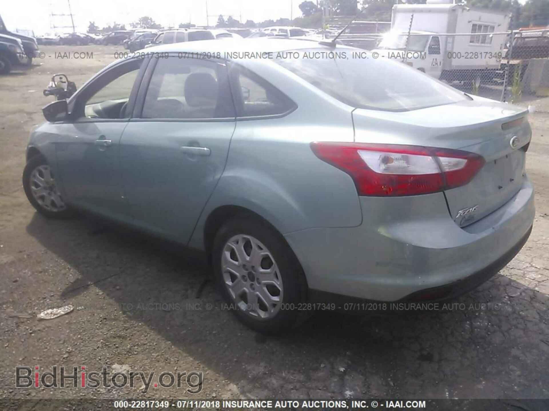 2012 Ford Focus - VIN: 1FAHP3F22CL413054 - Фото 3