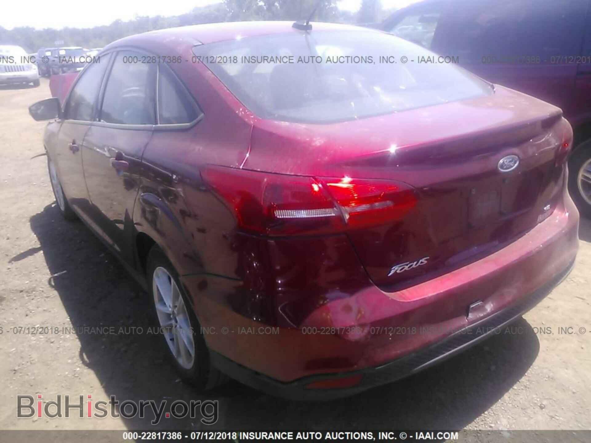2017 Ford Focus - VIN: 1FADP3F23HL339827 - Photo 3