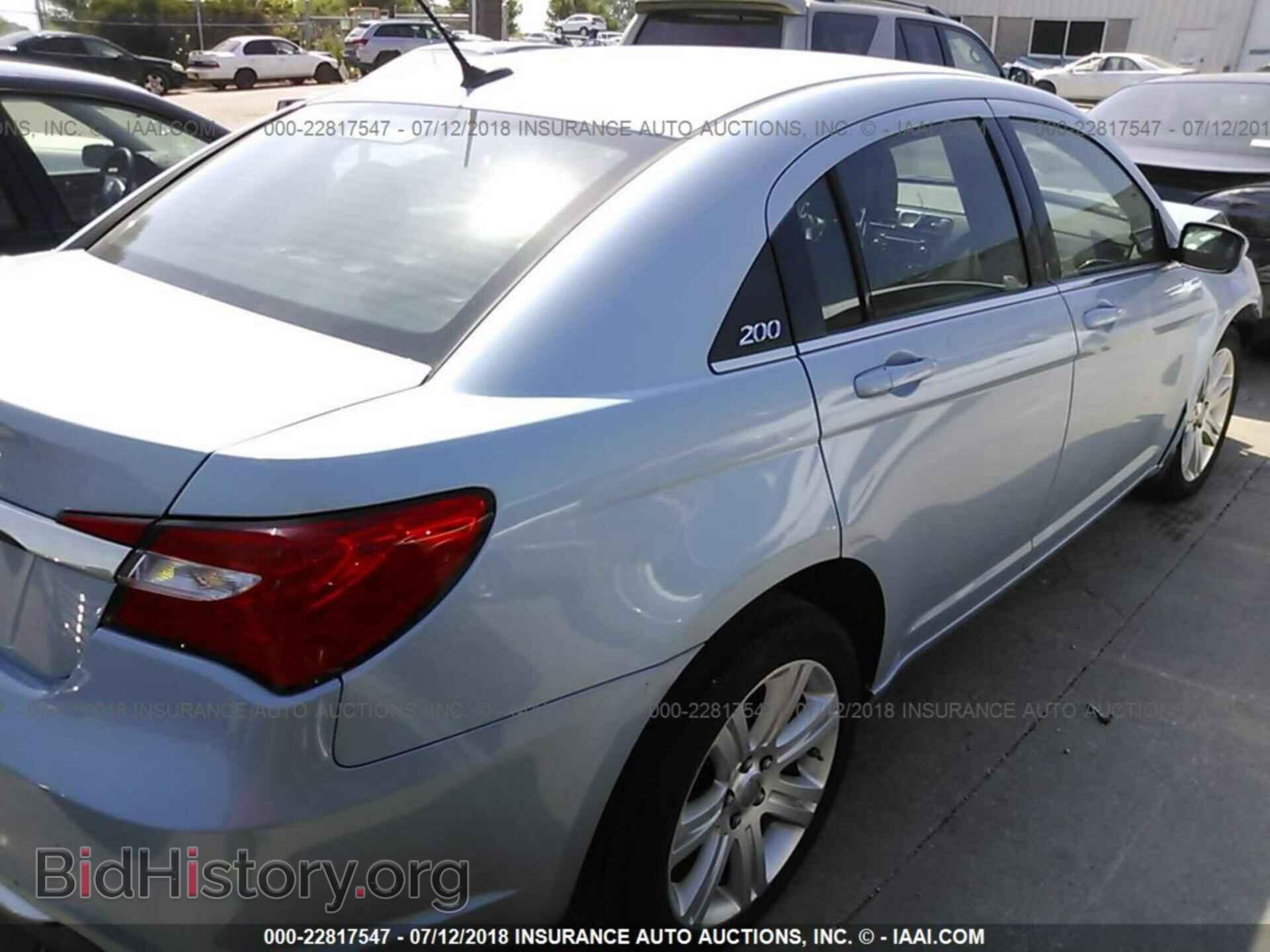 2012 Chrysler 200 - VIN: 1C3CCBBG1CN158336 - Фото 4