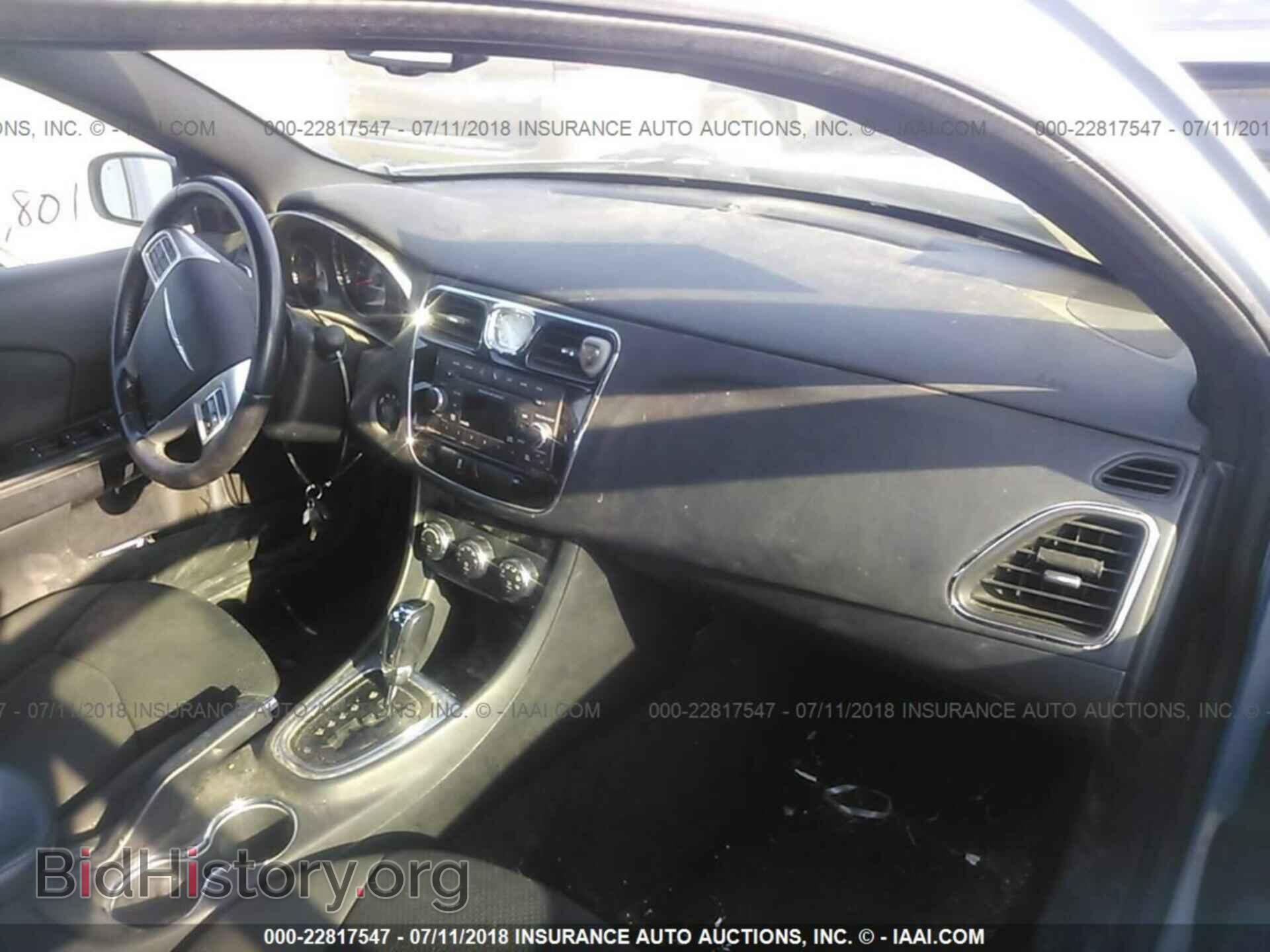 2012 Chrysler 200 - VIN: 1C3CCBBG1CN158336 - Фото 5