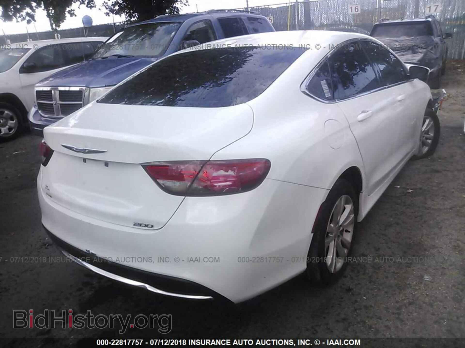 2015 Chrysler 200 - VIN: 1C3CCCABXFN602538 - Фото 4
