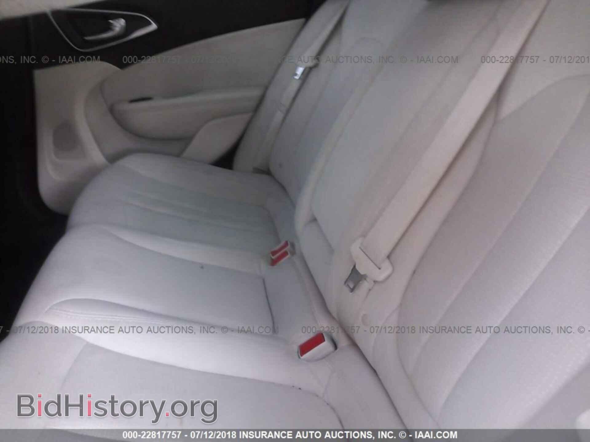 2015 Chrysler 200 - VIN: 1C3CCCABXFN602538 - Фото 8