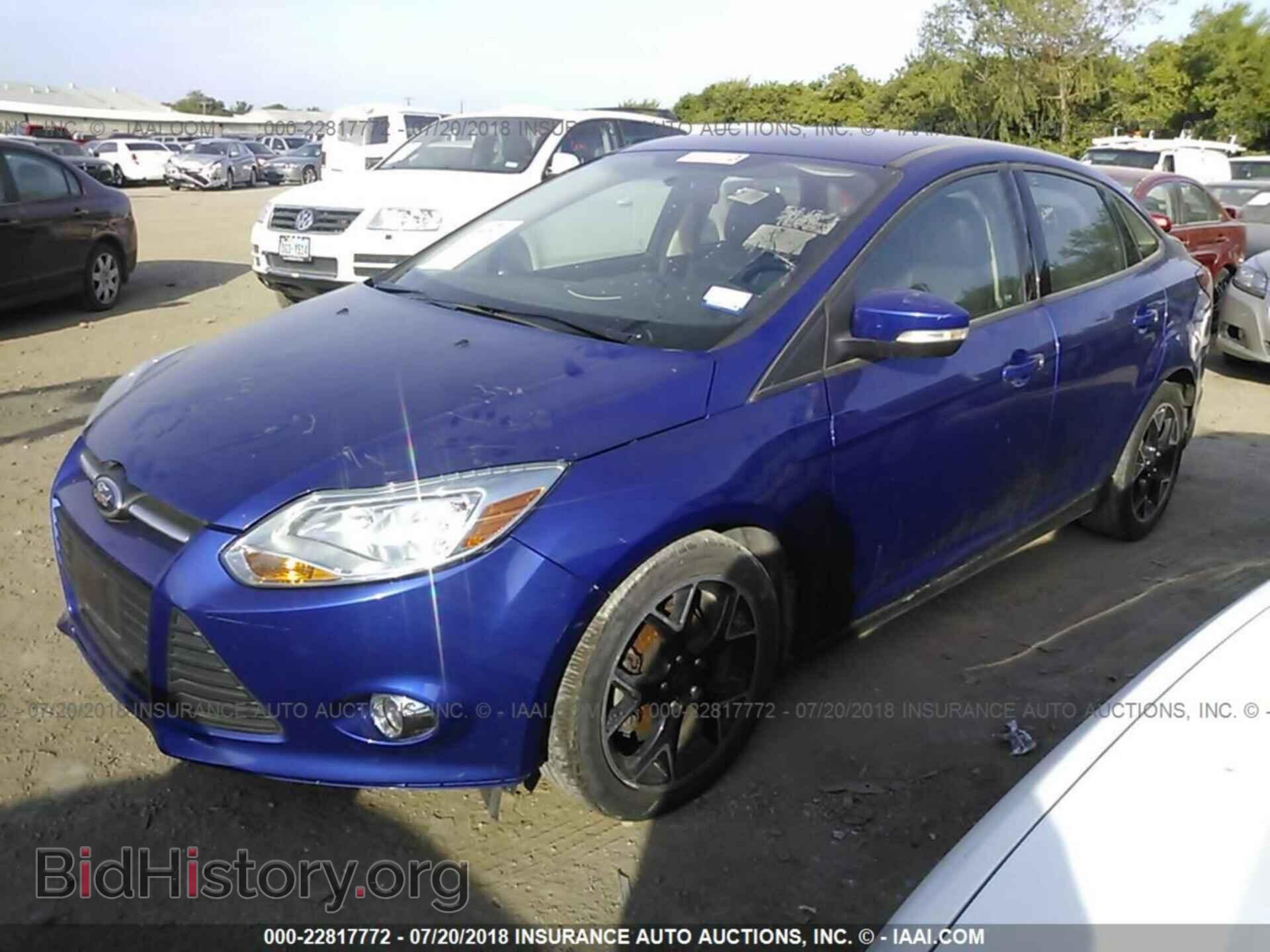 2013 Ford Focus - VIN: 1FADP3F26DL137722 - Photo 2