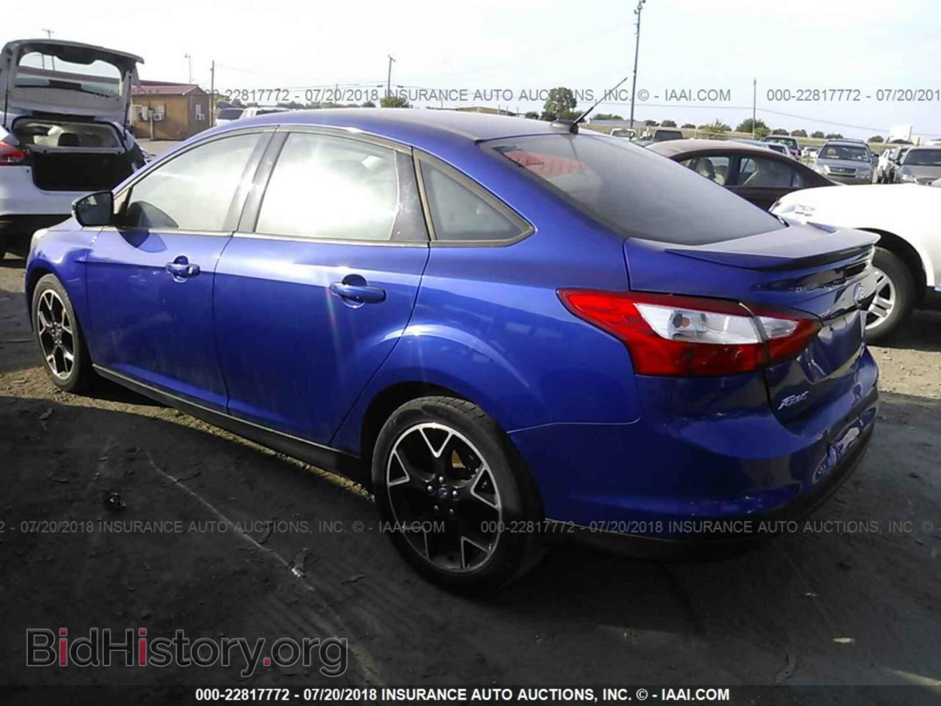 2013 Ford Focus - VIN: 1FADP3F26DL137722 - Photo 3