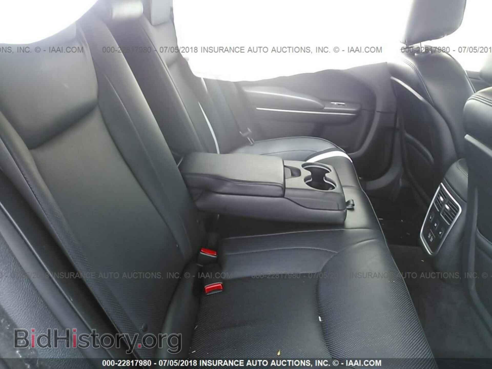 2017 Chrysler 300c - VIN: 2C3CCAEG6HH564764 - Фото 8