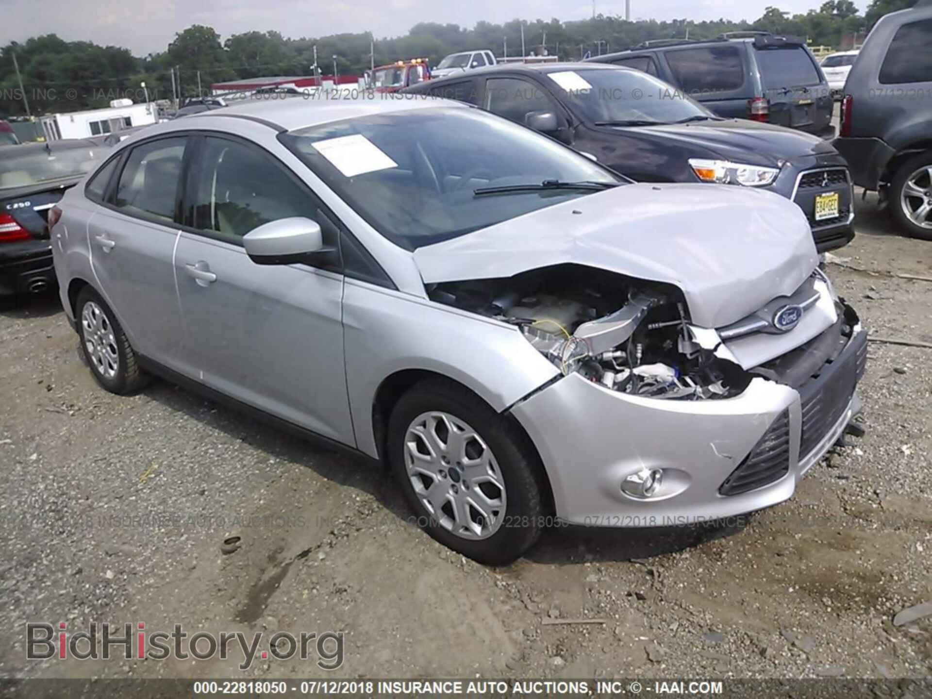Photo 1FAHP3F21CL113456 - Ford Focus 2012