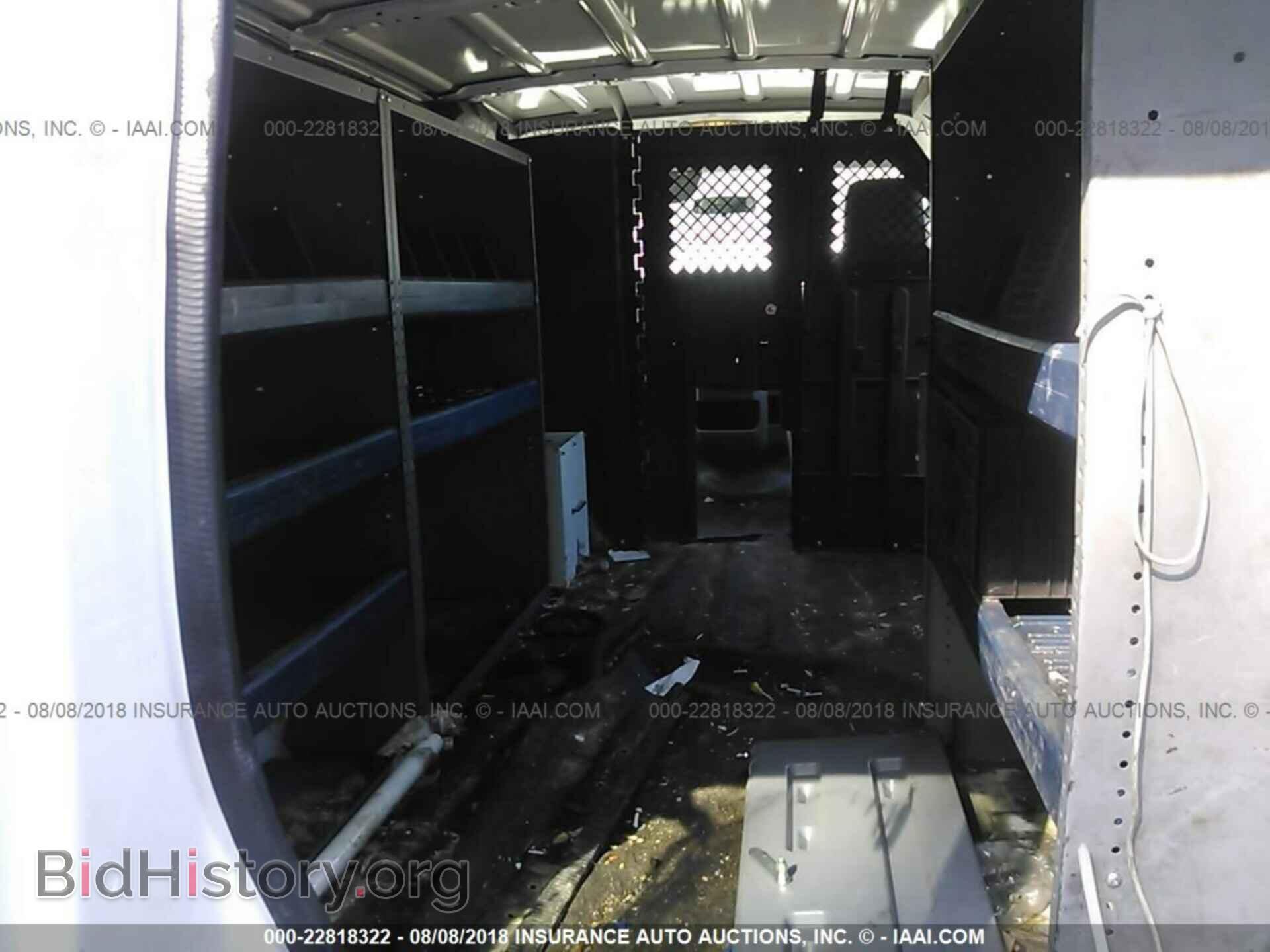 2011 Ford Econoline - VIN: 1FTNE2EL3BDA81030 - Фото 8
