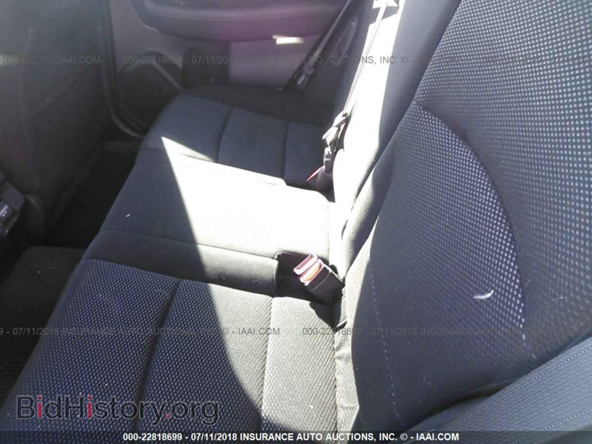 2018 Subaru Outback - VIN: 4S4BSAFC2J3320927 - Фото 8
