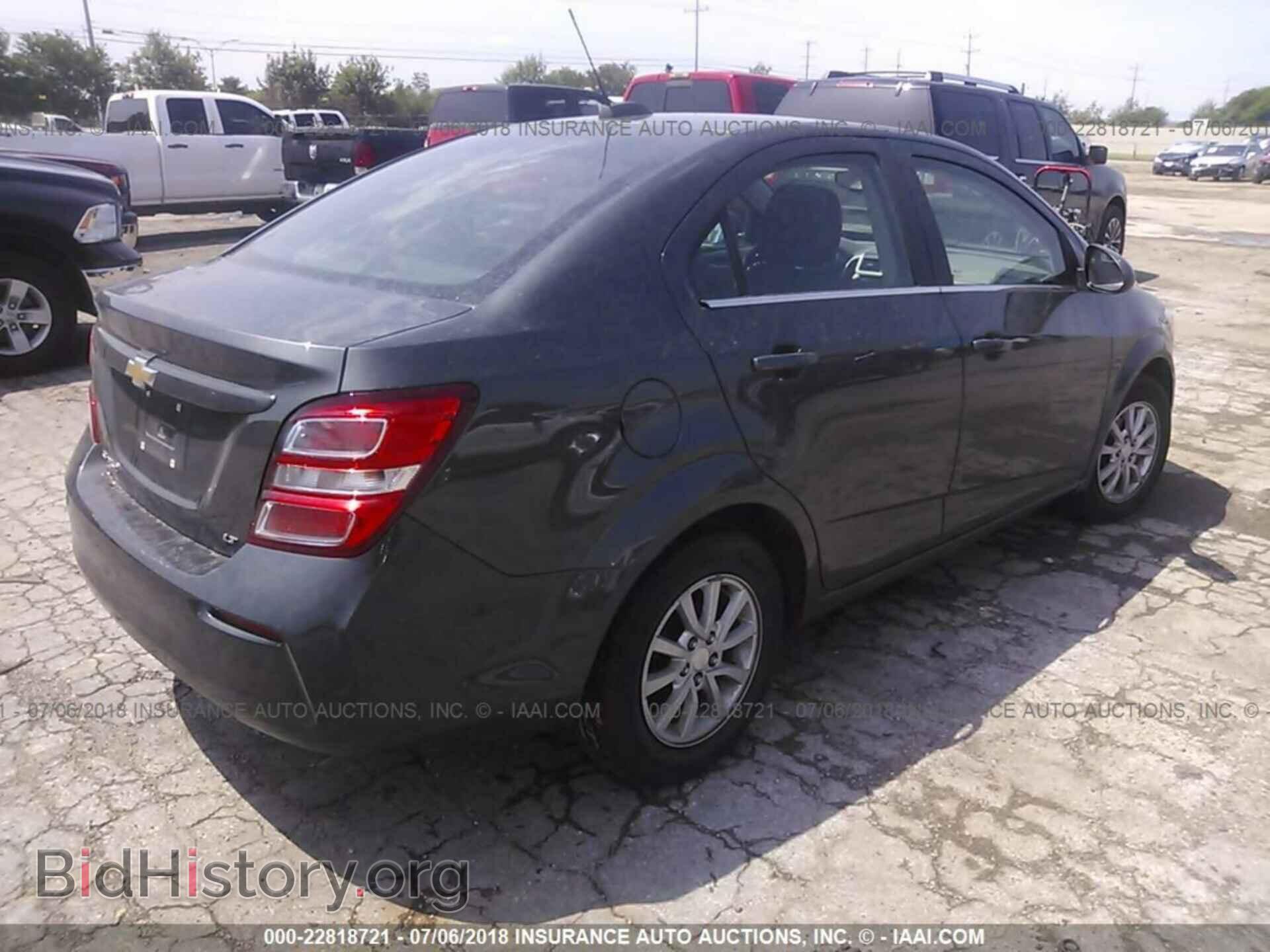 2017 Chevrolet Sonic - VIN: 1G1JD5SH5H4101637 - Фото 4