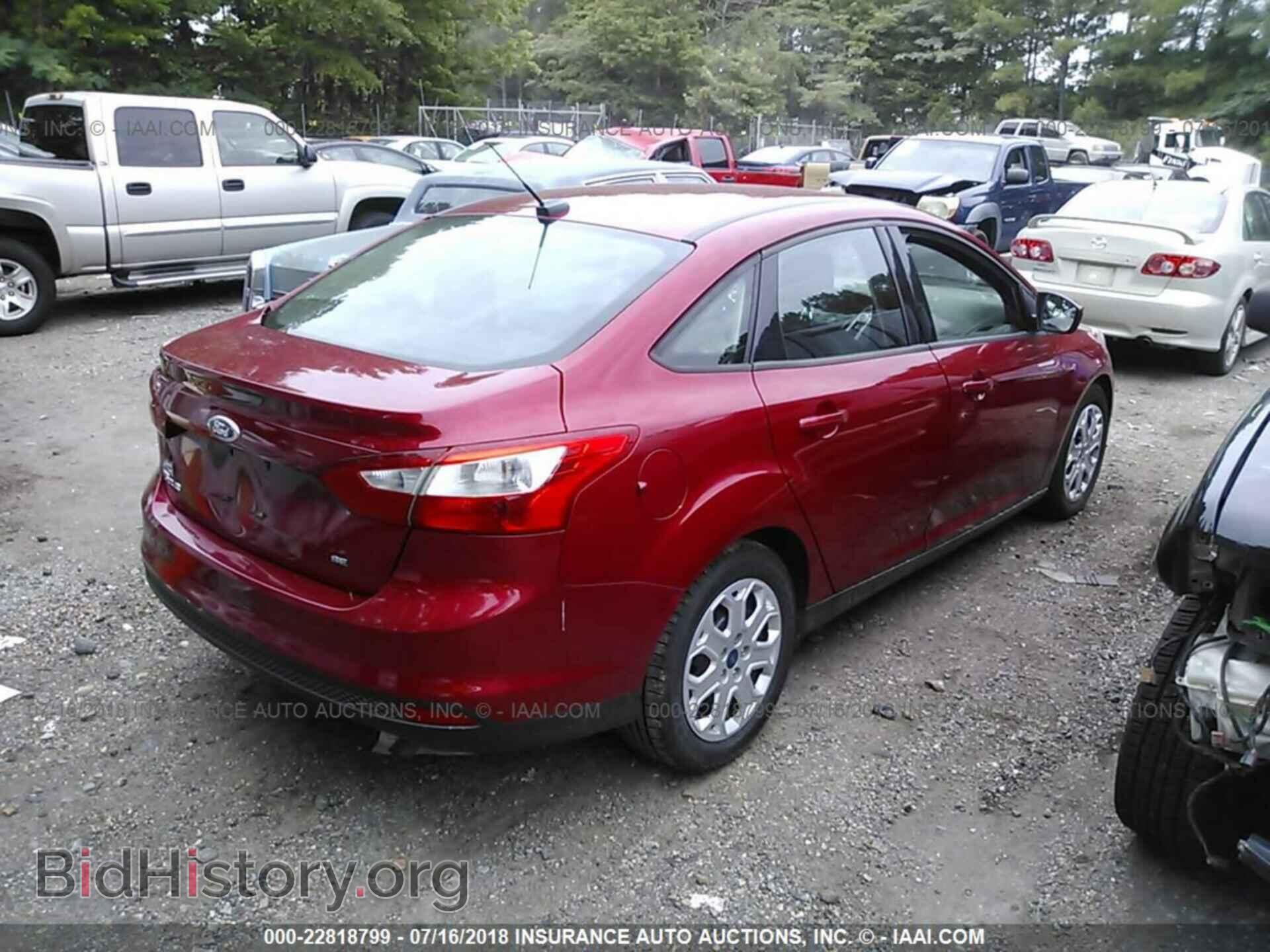 2012 Ford Focus - VIN: 1FAHP3F28CL359677 - Фото 4