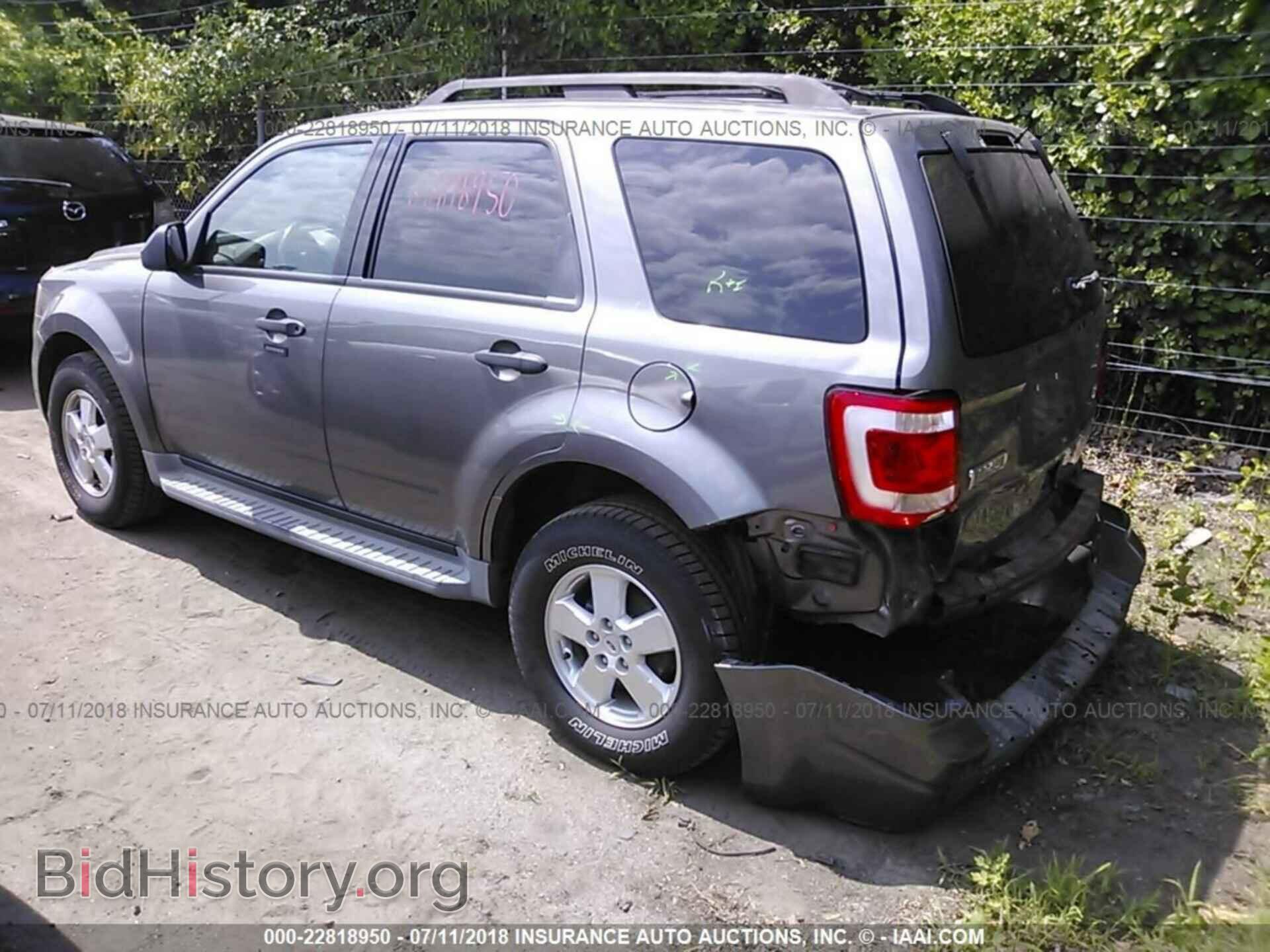 2011 Ford Escape - VIN: 1FMCU9DG9BKA18433 - Photo 3