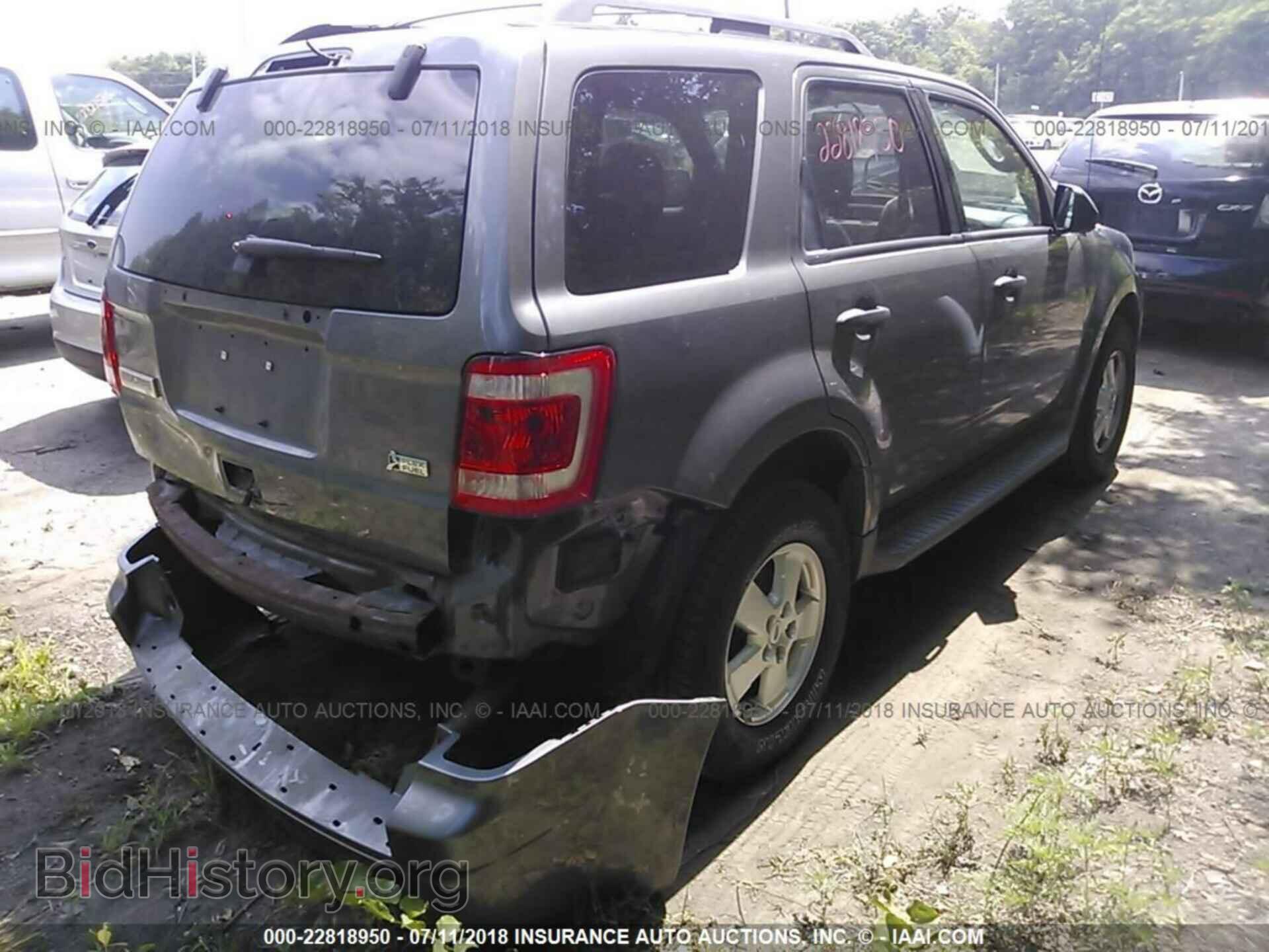 2011 Ford Escape - VIN: 1FMCU9DG9BKA18433 - Photo 4