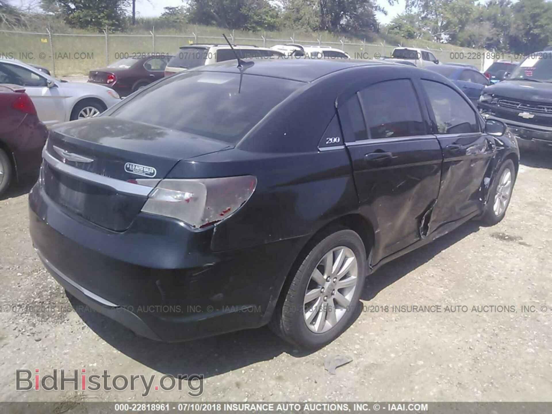 2012 Chrysler 200 - VIN: 1C3CCBBB1CN300852 - Фото 4