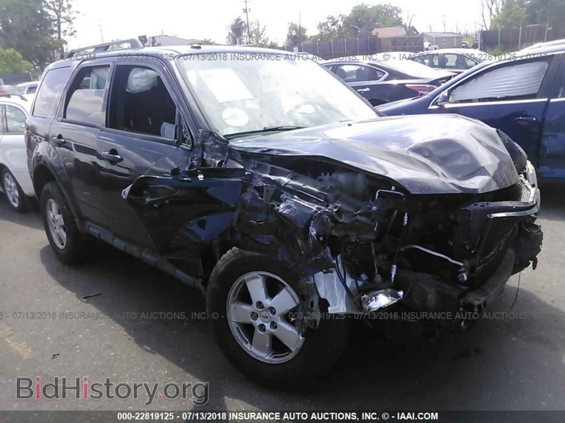Photo 1FMCU0D70CKC26021 - Ford Escape 2012