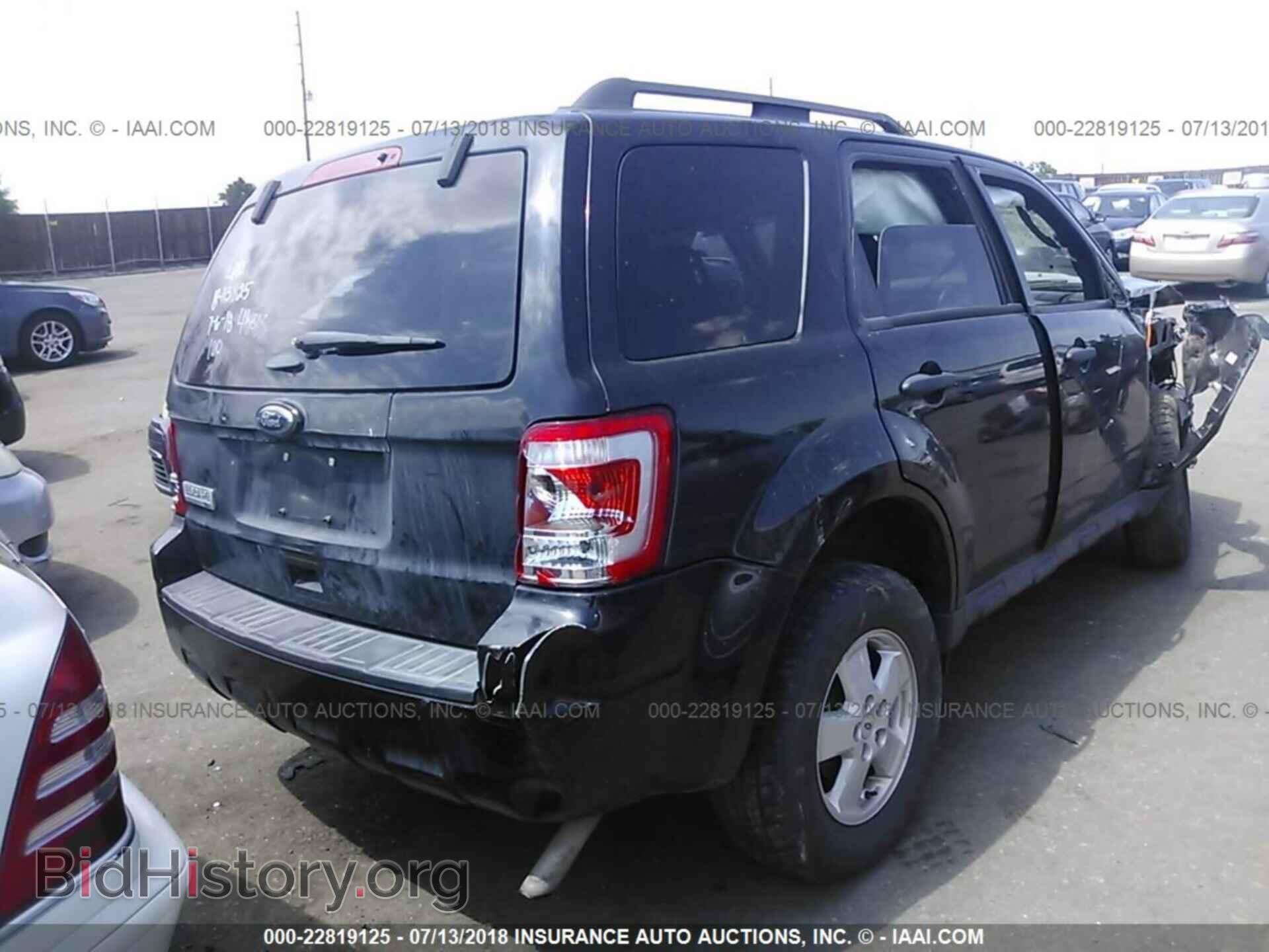 2012 Ford Escape - VIN: 1FMCU0D70CKC26021 - Photo 4