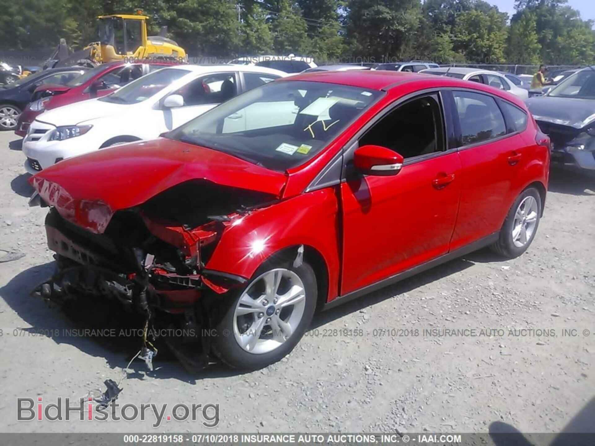 2014 Ford Focus - VIN: 1FADP3K23EL300995 - Фото 2