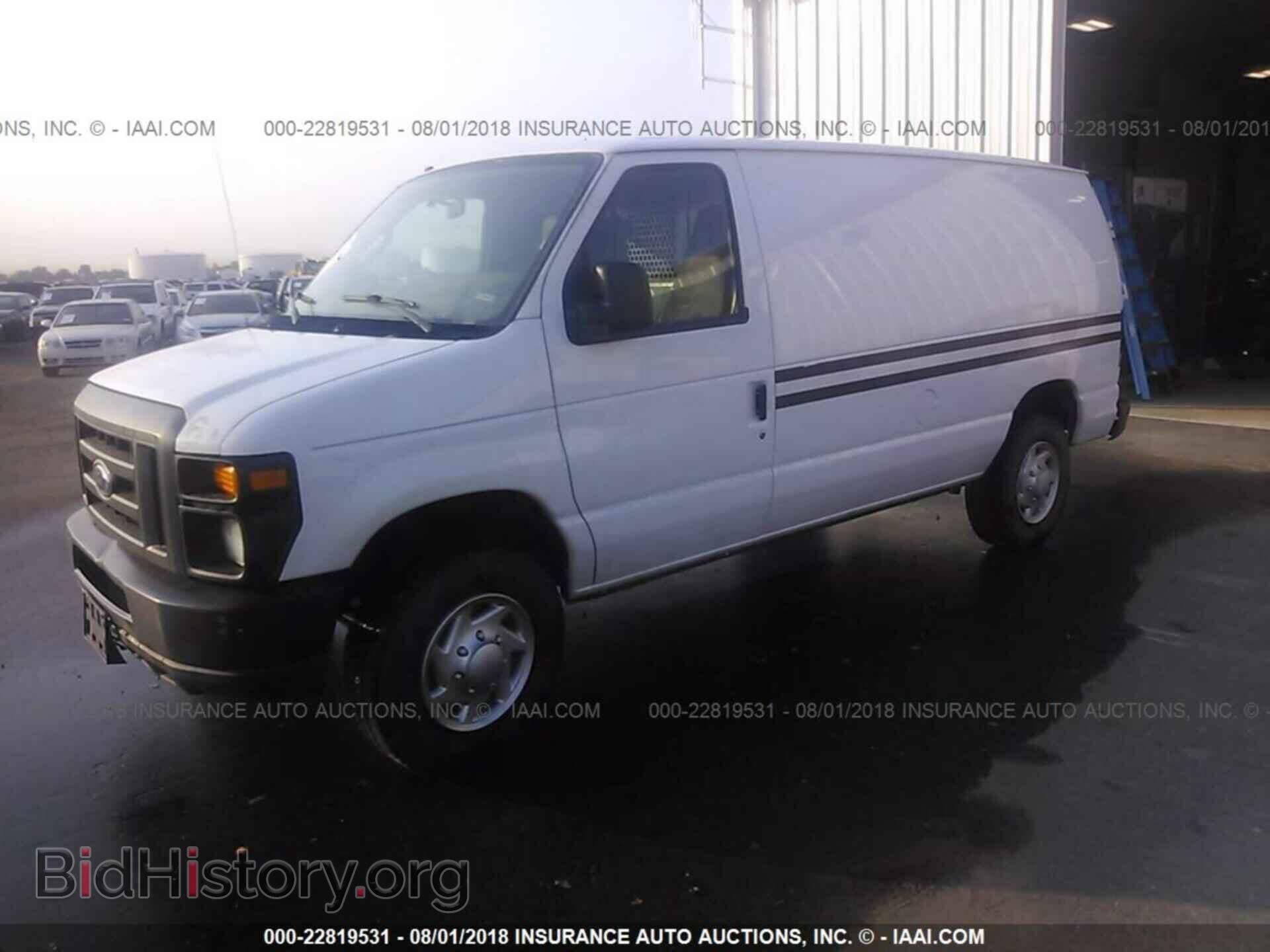 2013 Ford Econoline - VIN: 1FTNE2EL1DDA63497 - Photo 2