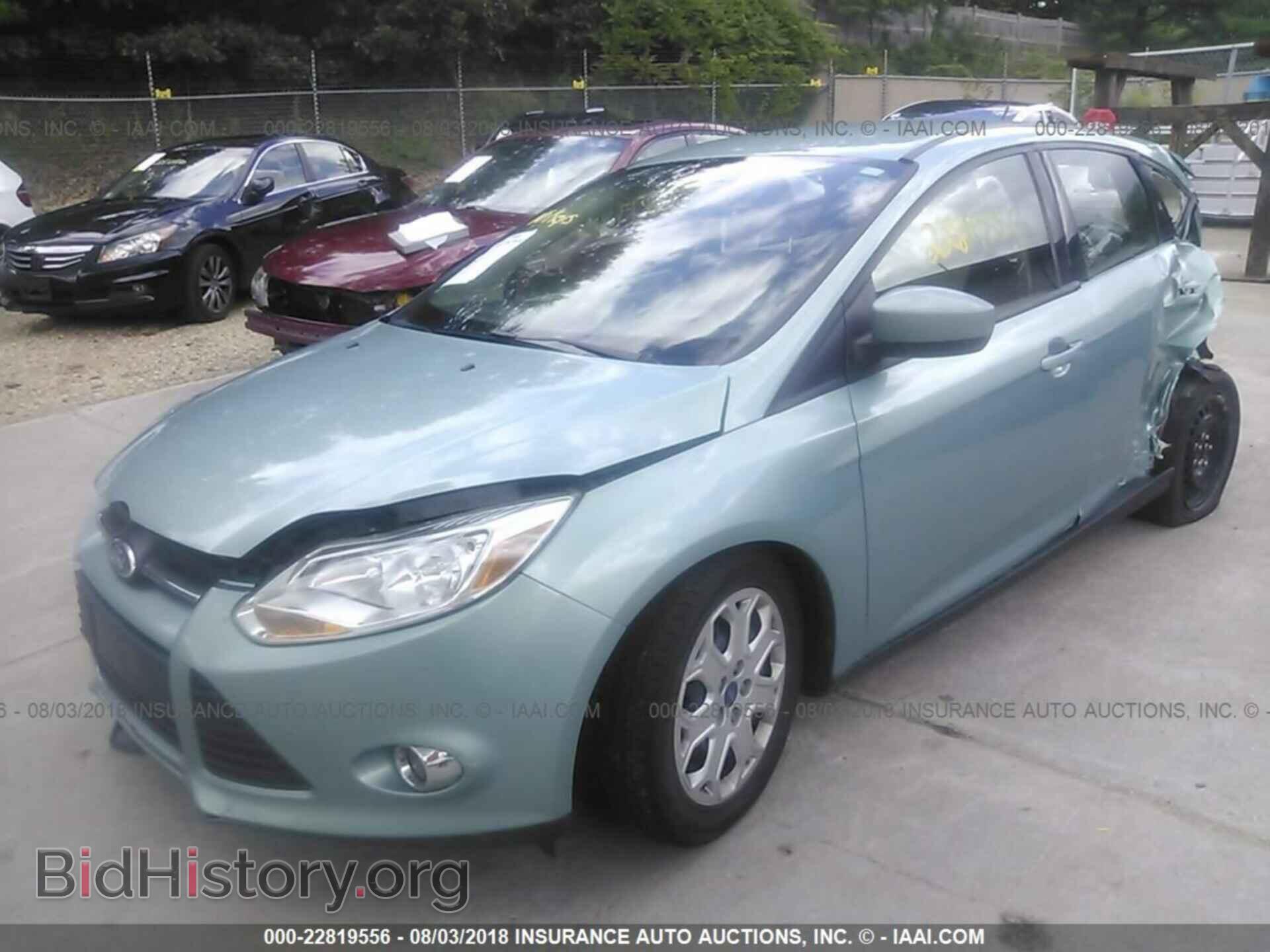 2012 Ford Focus - VIN: 1FAHP3K27CL137797 - Photo 2