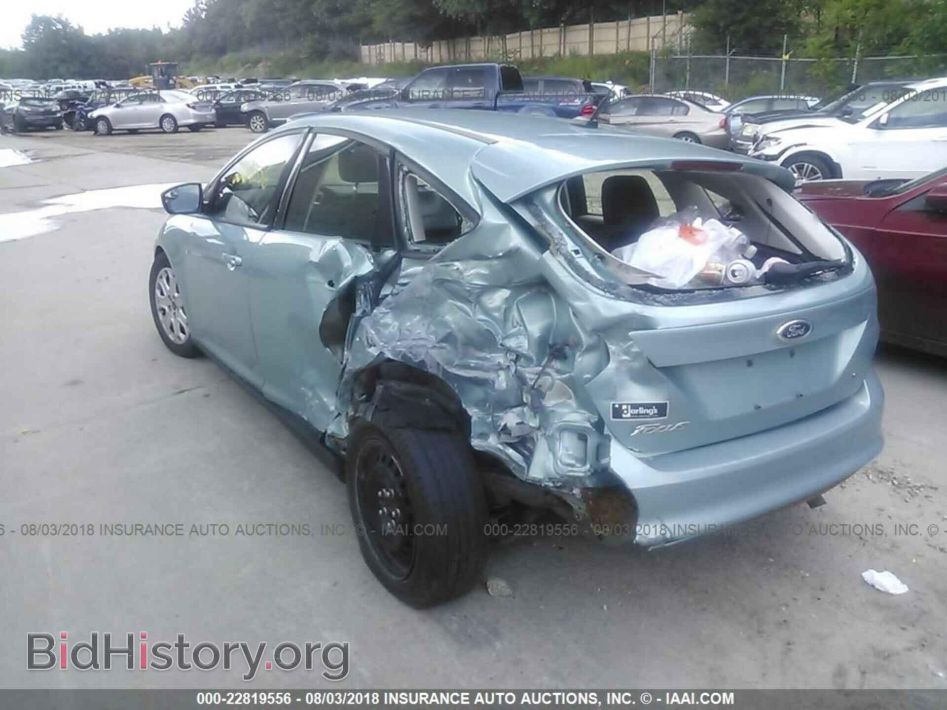 2012 Ford Focus - VIN: 1FAHP3K27CL137797 - Photo 3