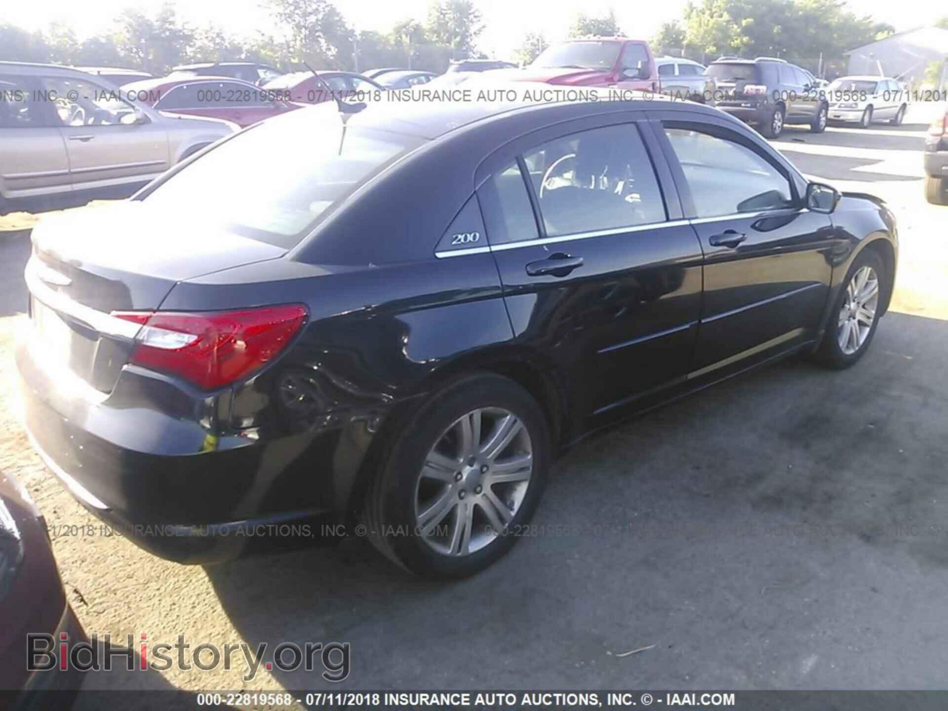 2013 Chrysler 200 - VIN: 1C3CCBBB7DN656160 - Фото 4