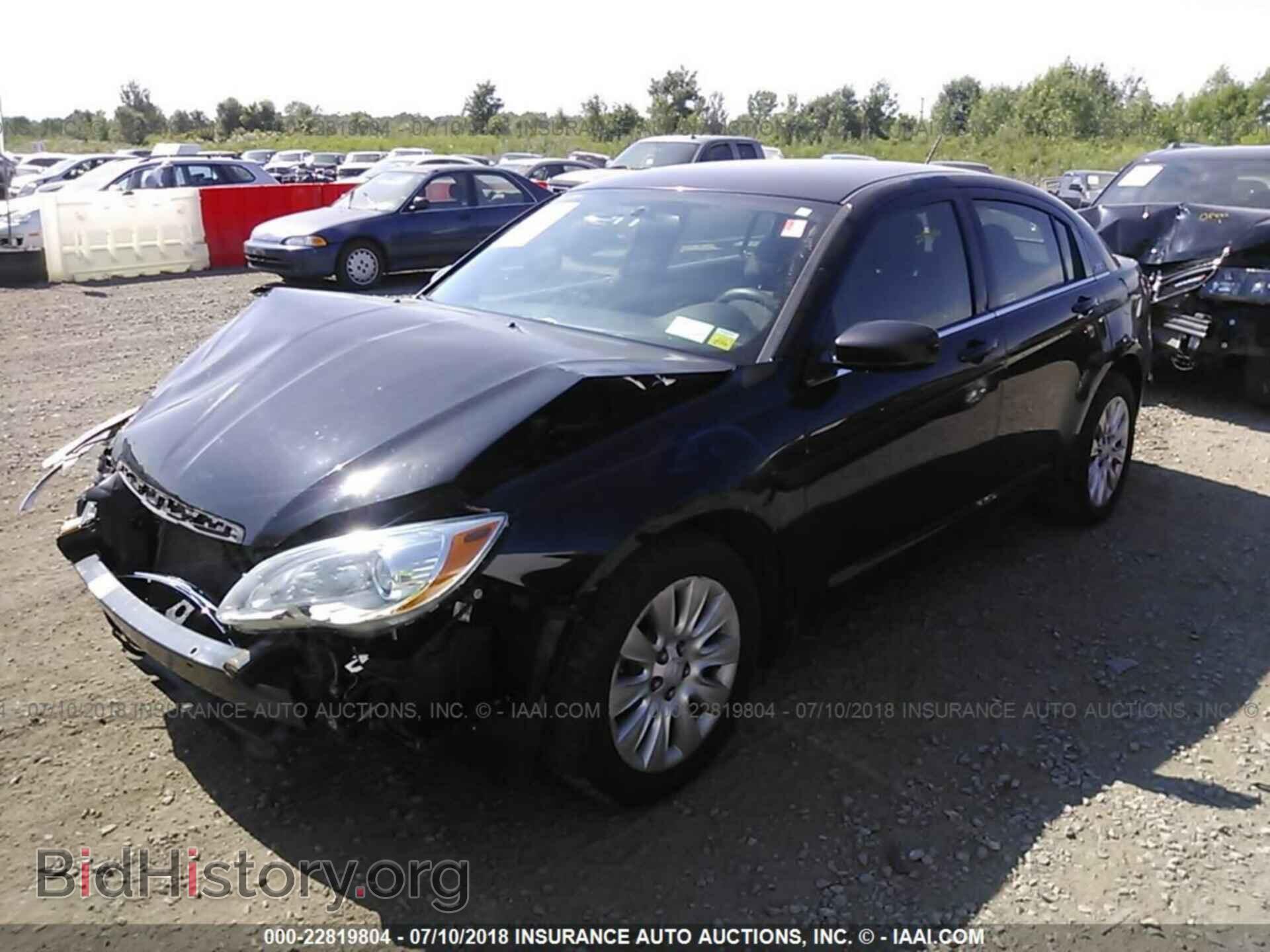 2012 Chrysler 200 - VIN: 1C3CCBAB8CN320937 - Фото 2