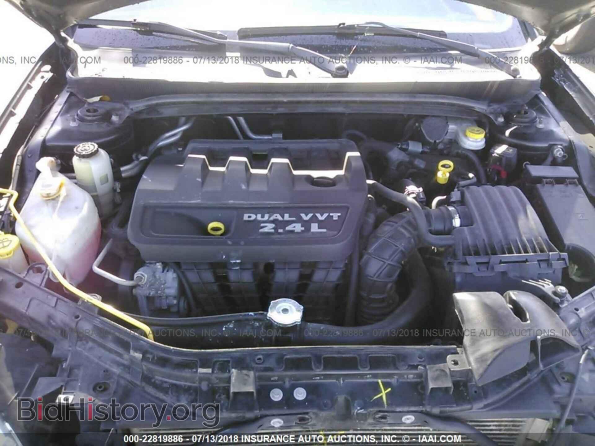 2013 Chrysler 200 - VIN: 1C3CCBABXDN761390 - Photo 10