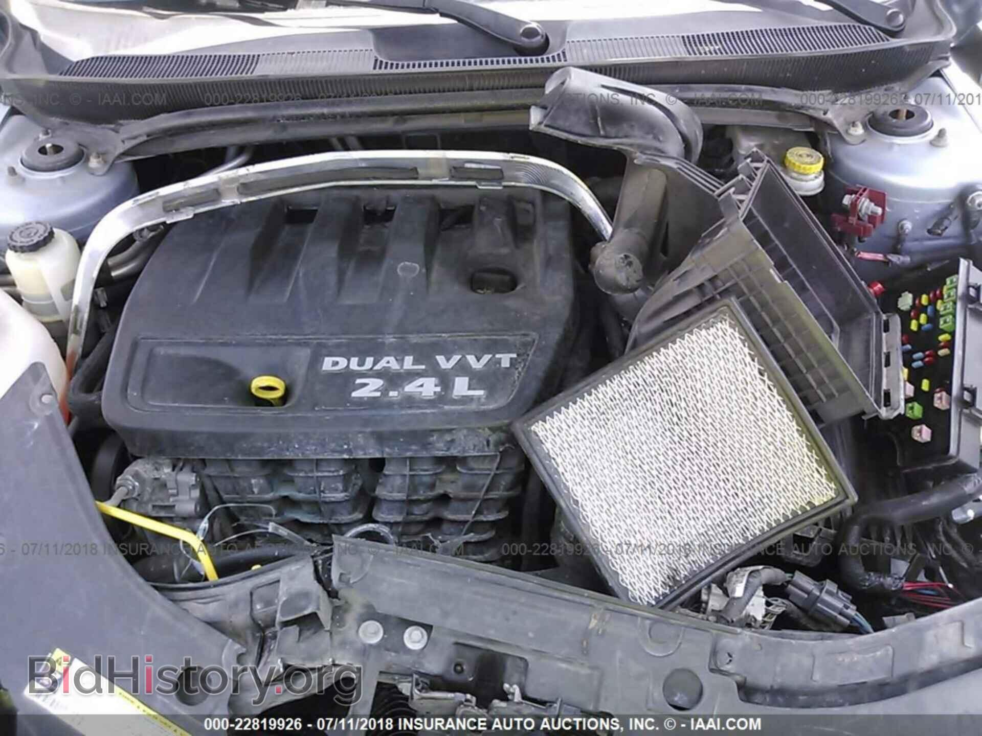 2013 Chrysler 200 - VIN: 1C3CCBBB8DN656233 - Photo 10