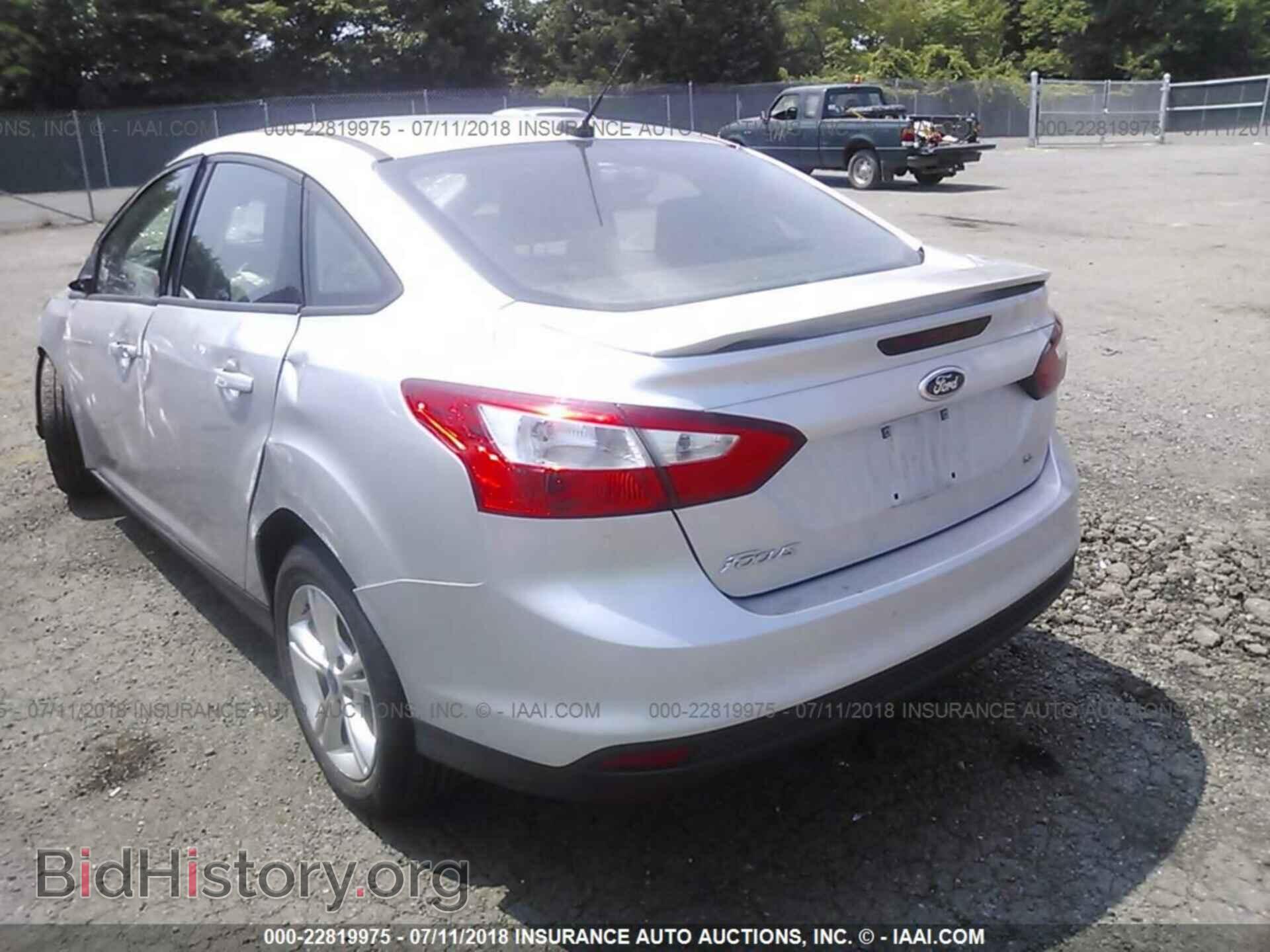 2012 Ford Focus - VIN: 1FAHP3F25CL446596 - Фото 3