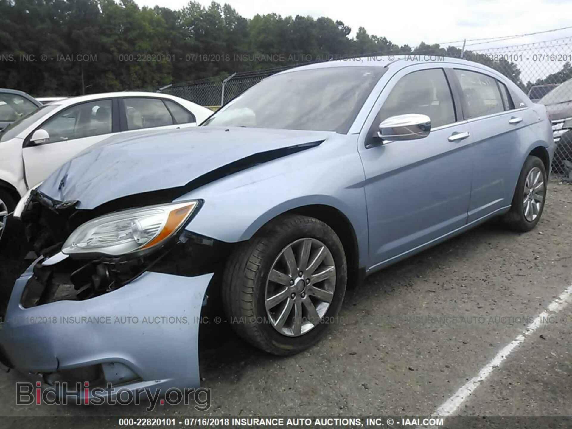 2012 Chrysler 200 - VIN: 1C3CCBBB4CN164247 - Фото 2