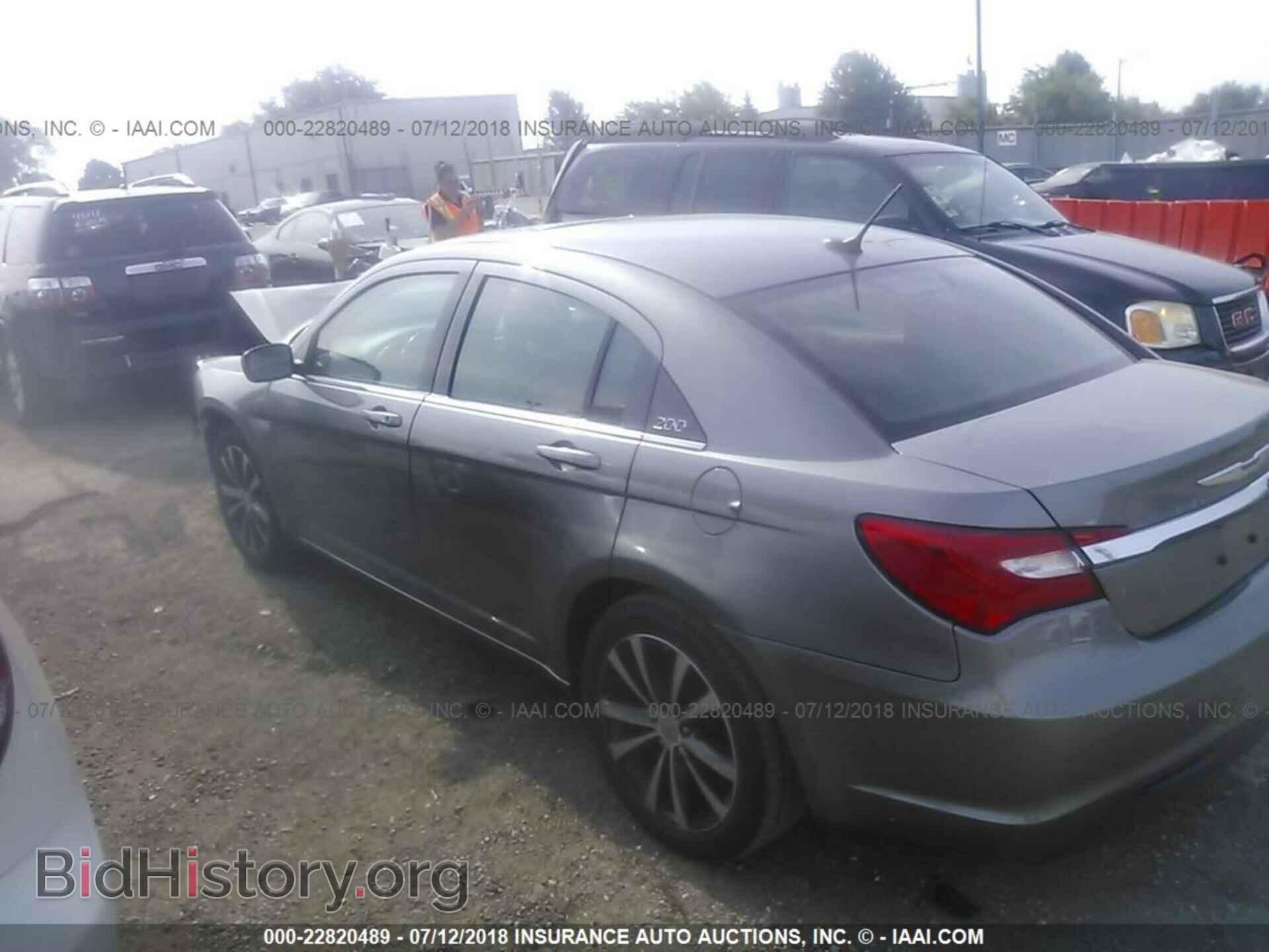 2013 Chrysler 200 - VIN: 1C3CCBBB6DN515659 - Photo 3