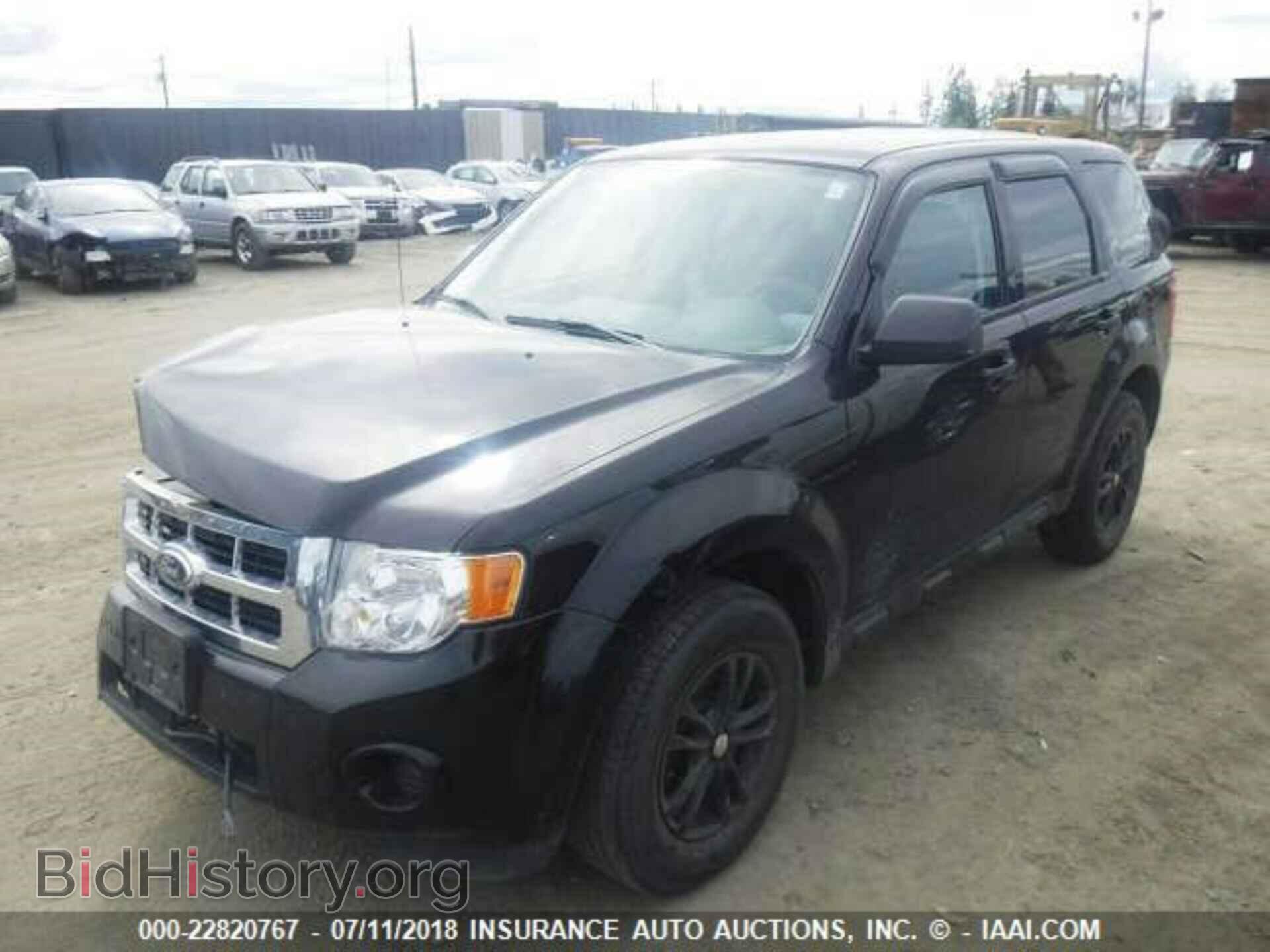 2012 Ford Escape - VIN: 1FMCU9C74CKA66215 - Фото 2