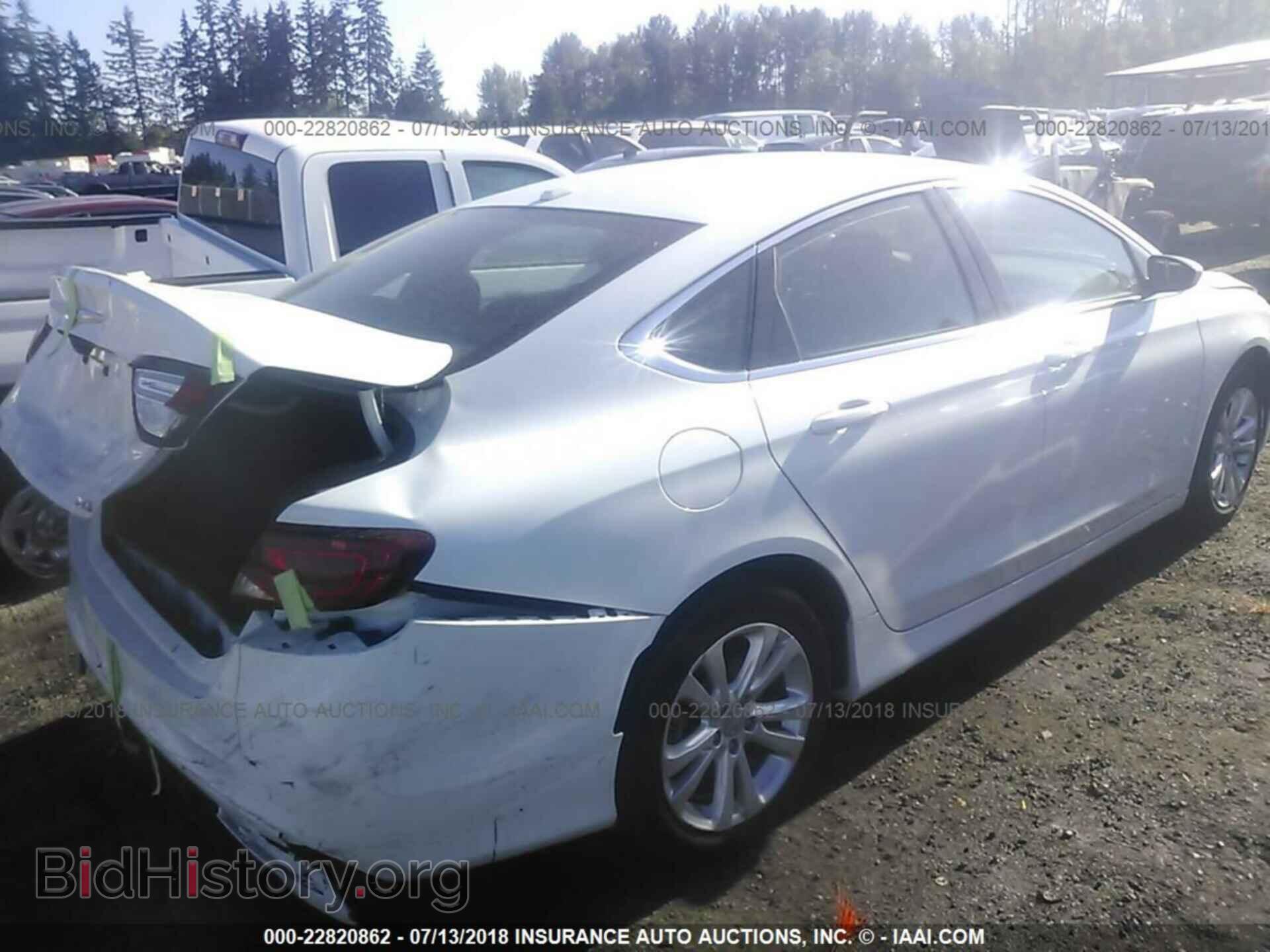 2016 Chrysler 200 - VIN: 1C3CCCAB1GN153851 - Фото 4