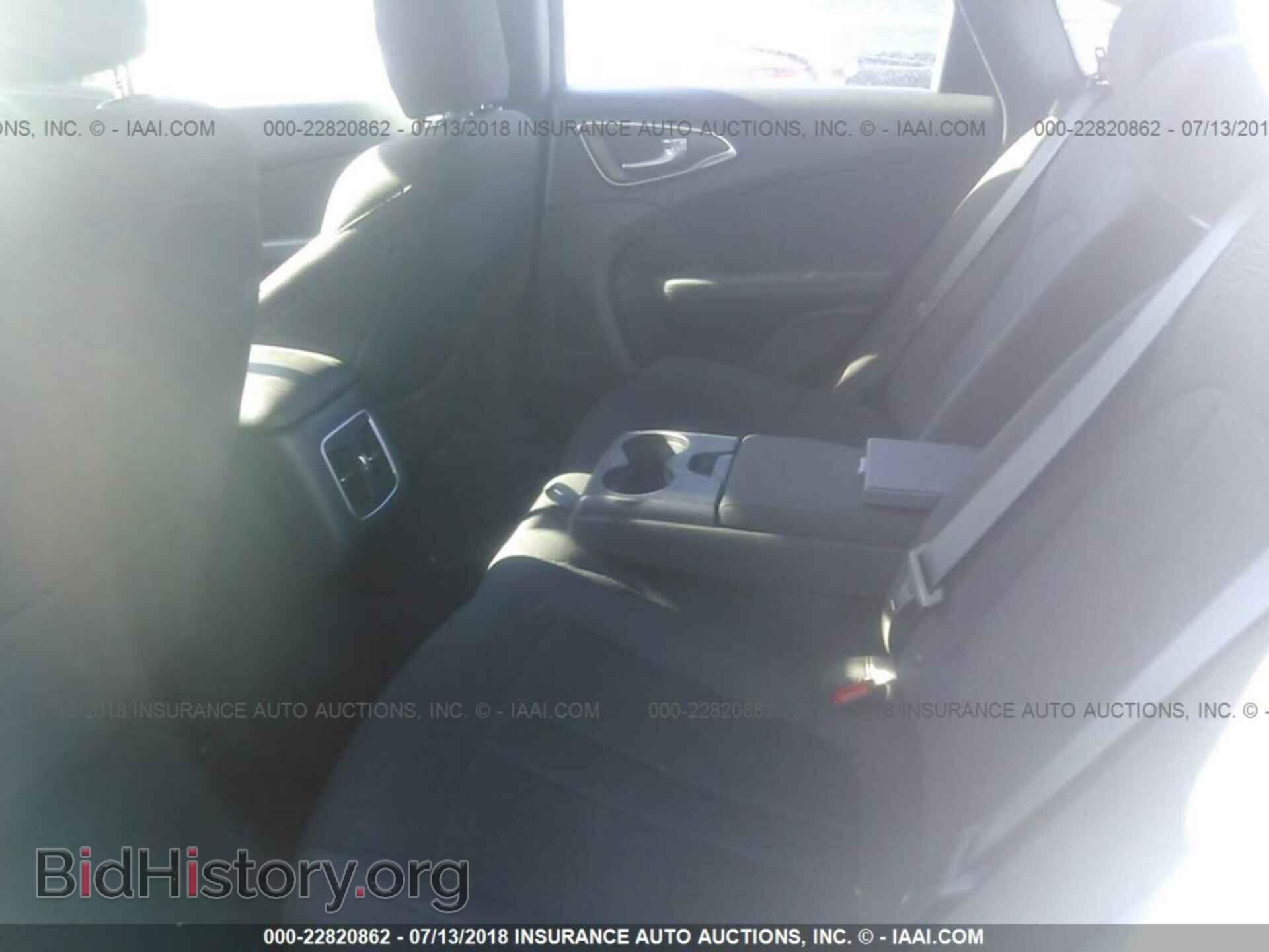 2016 Chrysler 200 - VIN: 1C3CCCAB1GN153851 - Фото 8