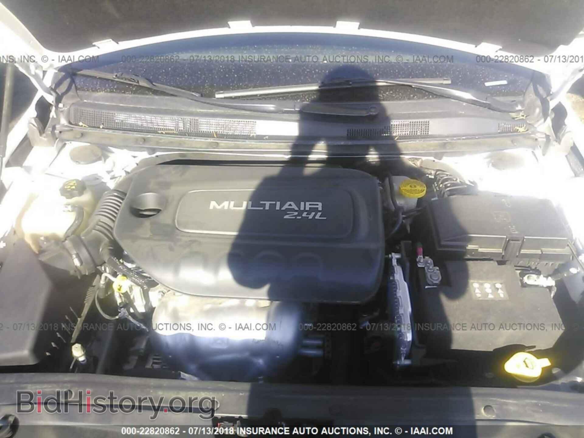 2016 Chrysler 200 - VIN: 1C3CCCAB1GN153851 - Фото 10