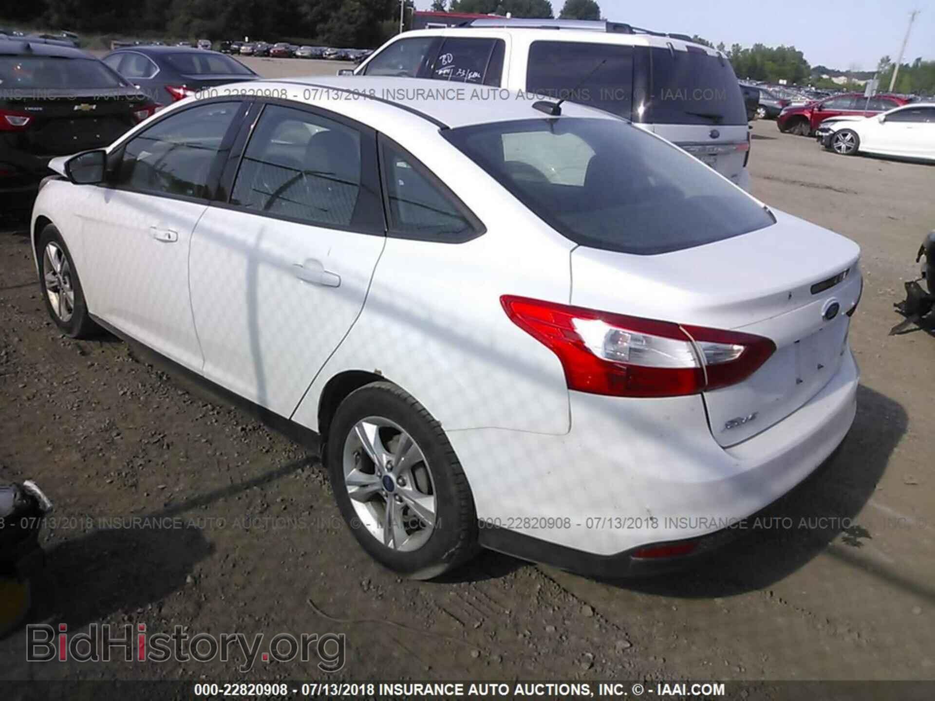 2013 Ford Focus - VIN: 1FADP3F26DL358818 - Photo 3