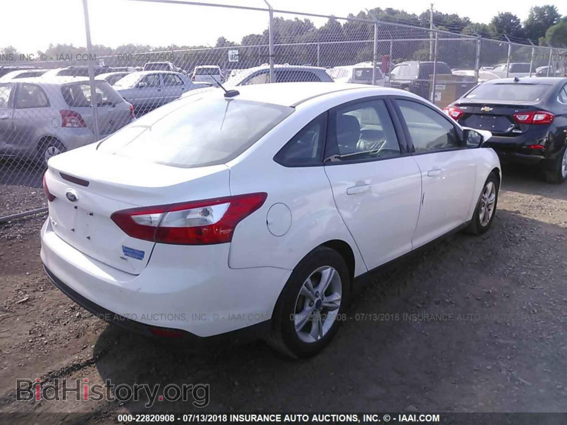 2013 Ford Focus - VIN: 1FADP3F26DL358818 - Photo 4