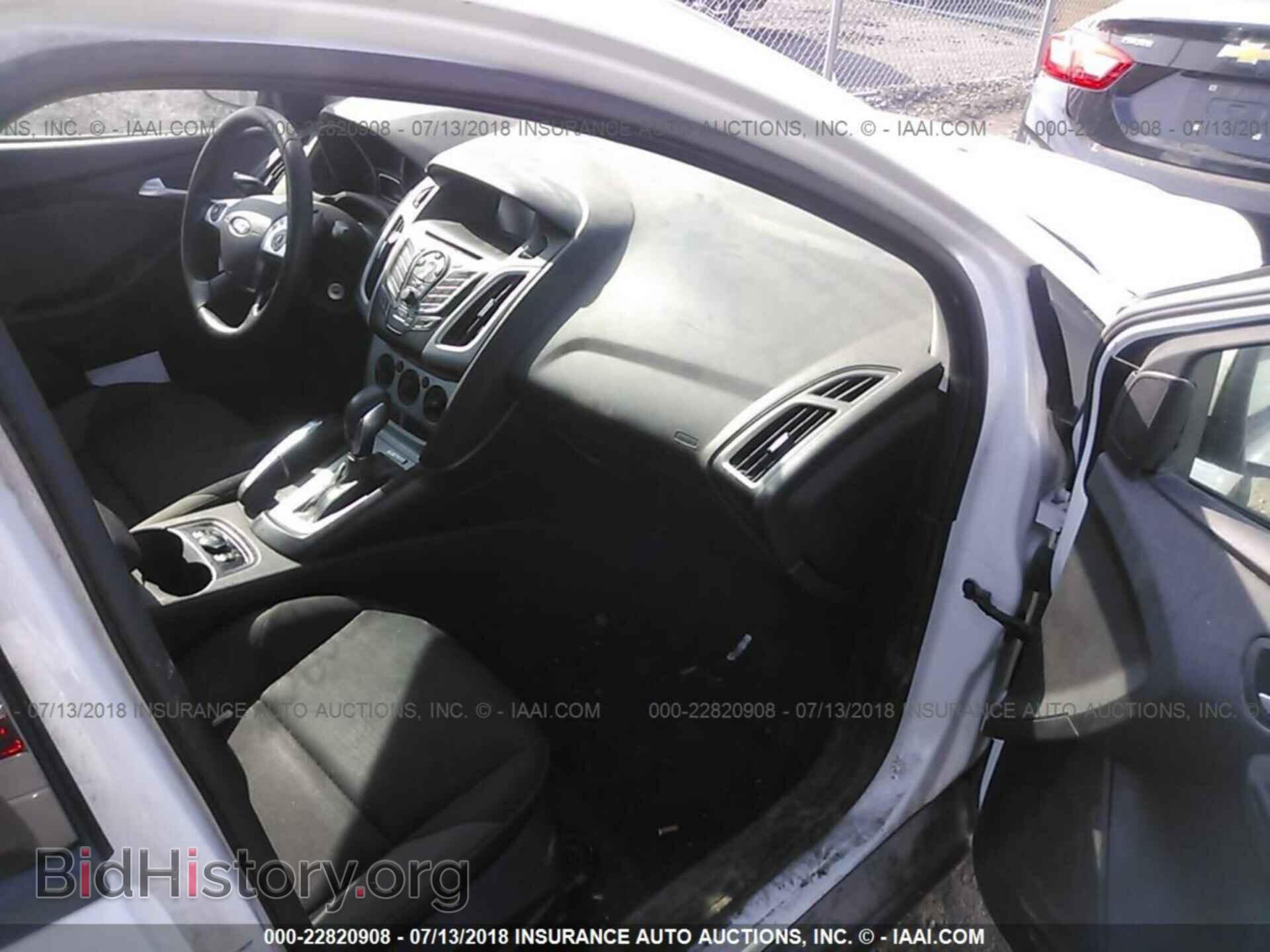 2013 Ford Focus - VIN: 1FADP3F26DL358818 - Photo 5