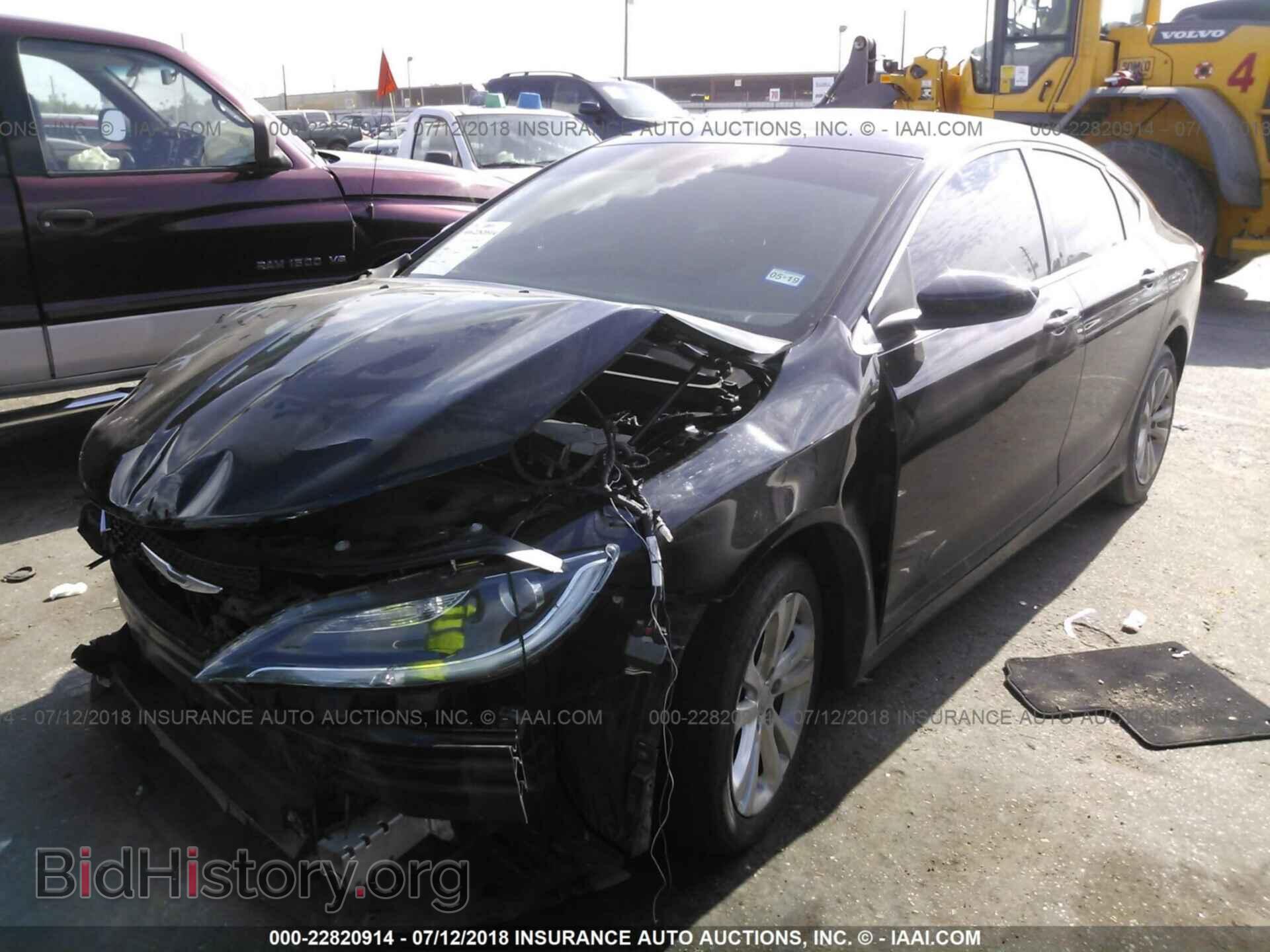 2015 Chrysler 200 - VIN: 1C3CCCAB6FN651445 - Фото 2