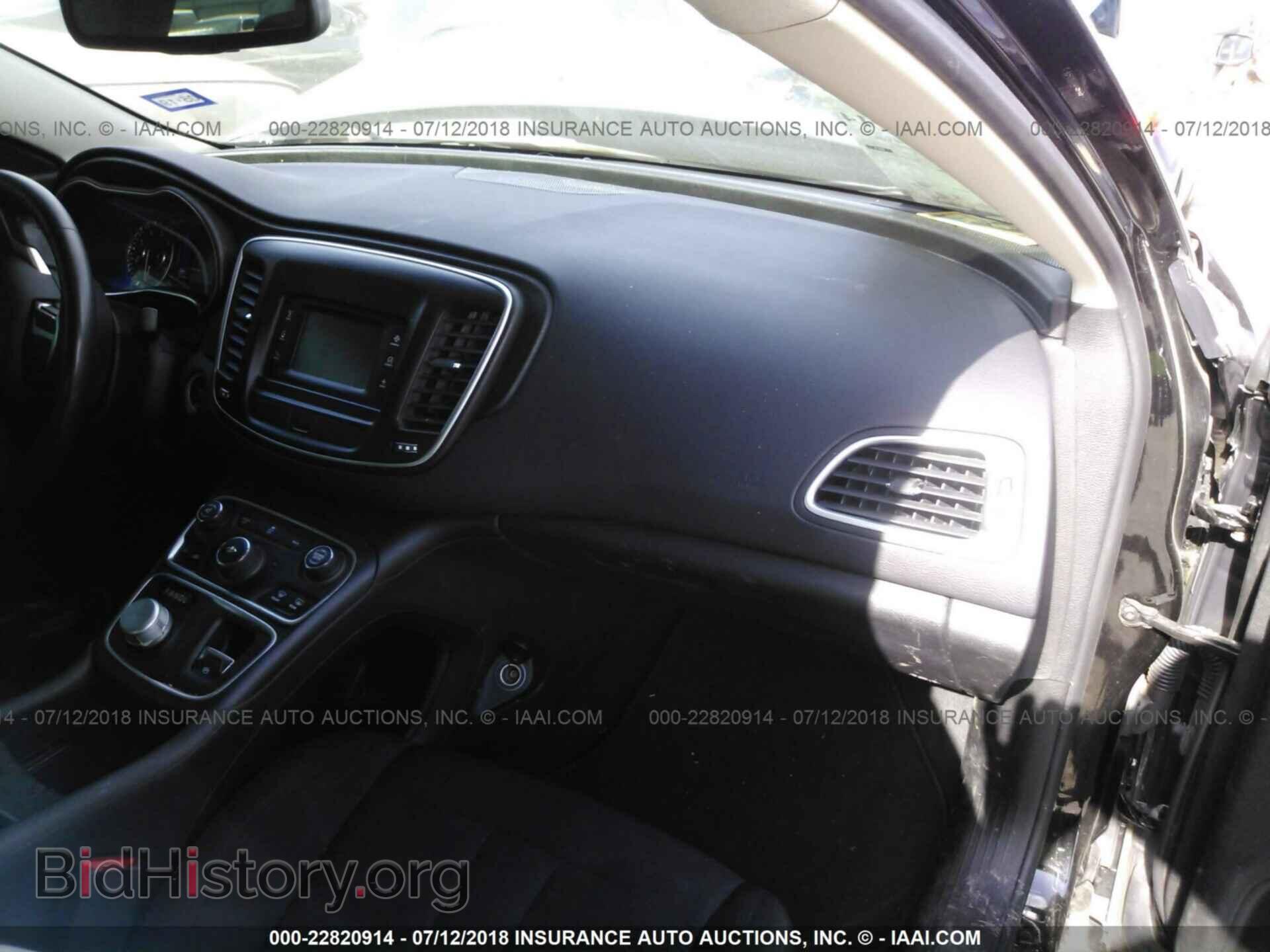 2015 Chrysler 200 - VIN: 1C3CCCAB6FN651445 - Фото 5