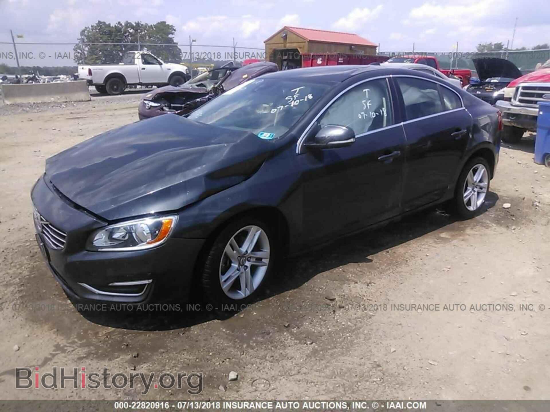 2015 Volvo S60 - VIN: YV140MFB7F1307860 - Фото 2