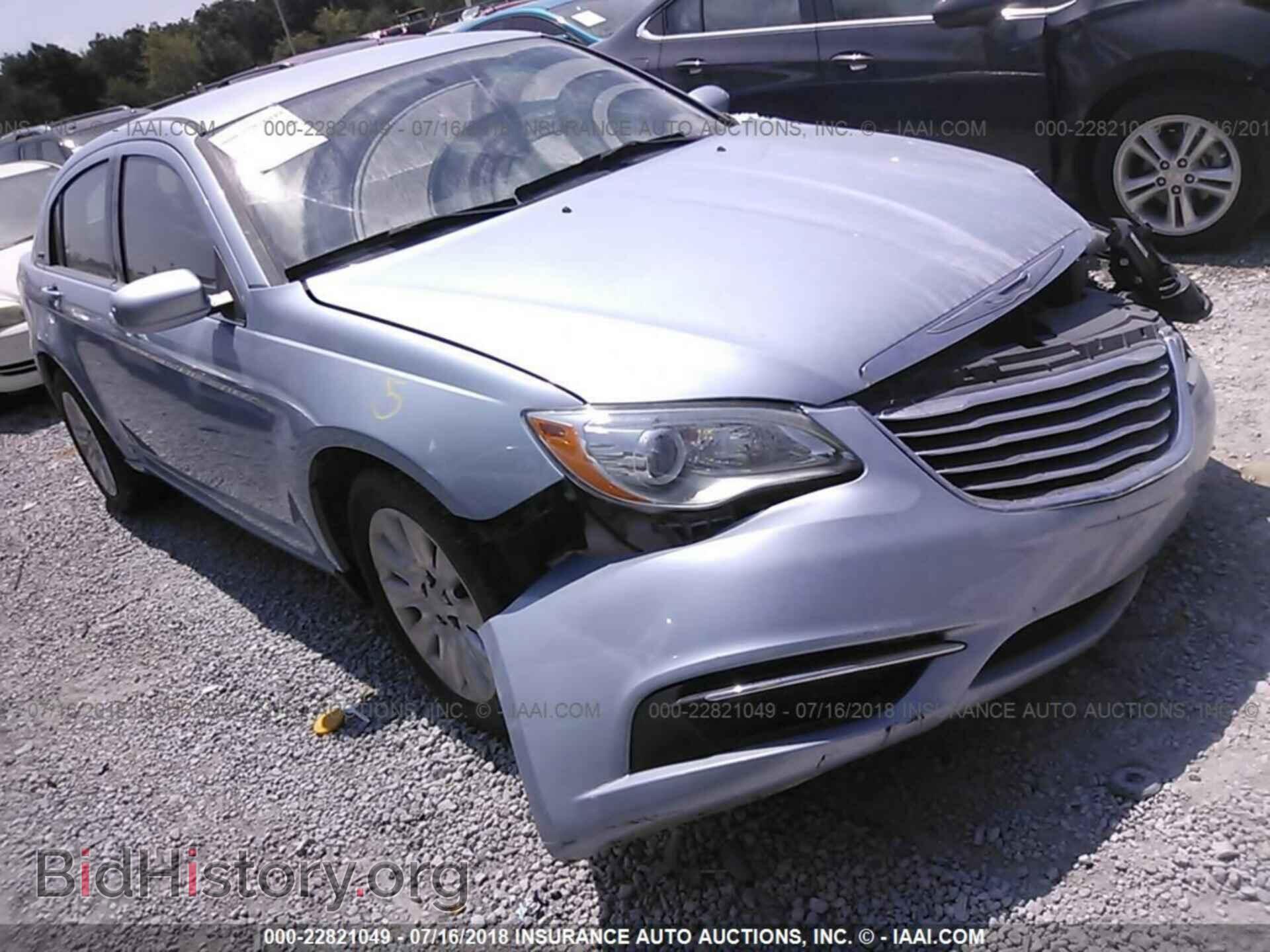 Photo 1C3CCBAB4EN142219 - Chrysler 200 2014