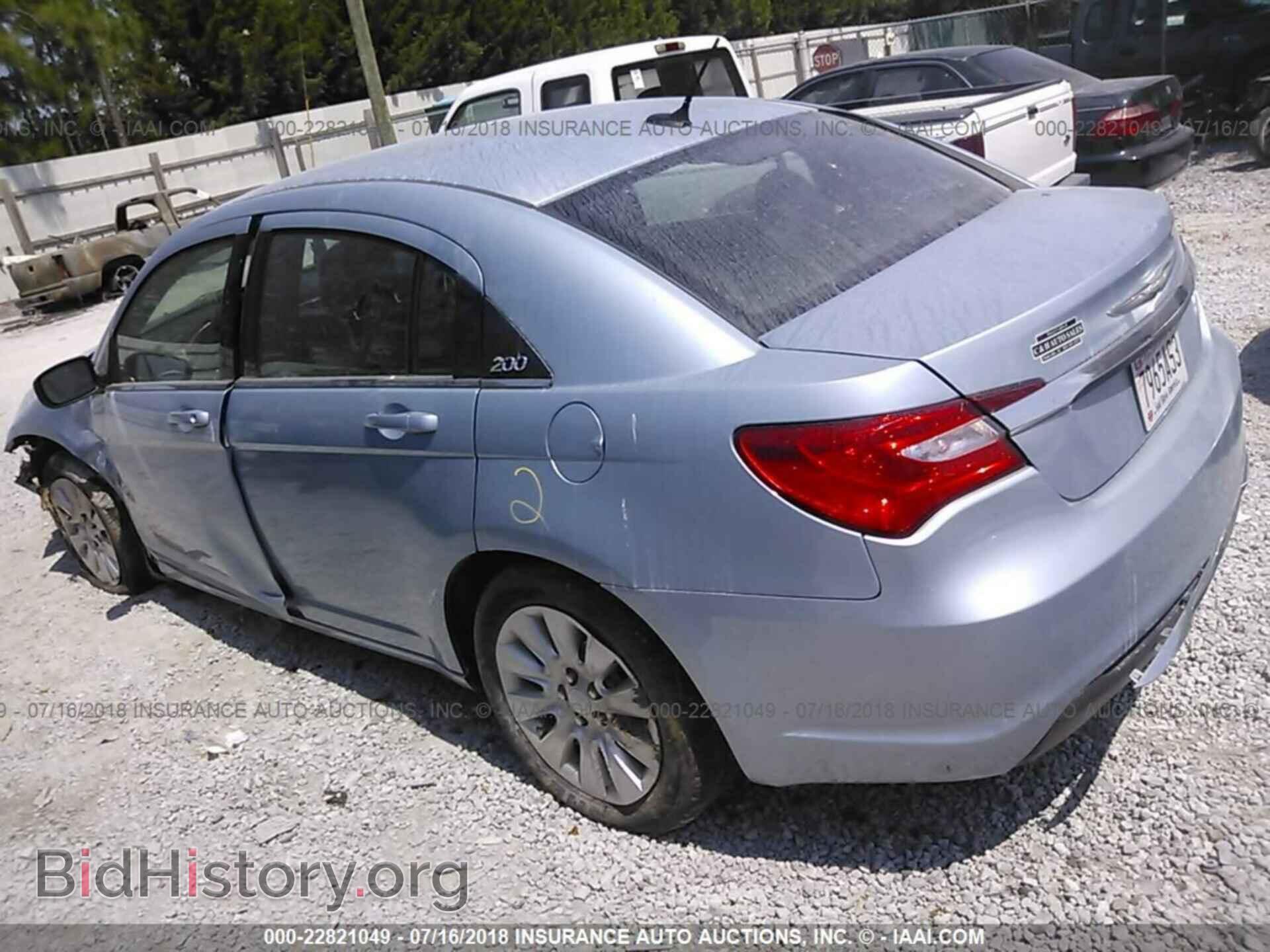 2014 Chrysler 200 - VIN: 1C3CCBAB4EN142219 - Фото 3