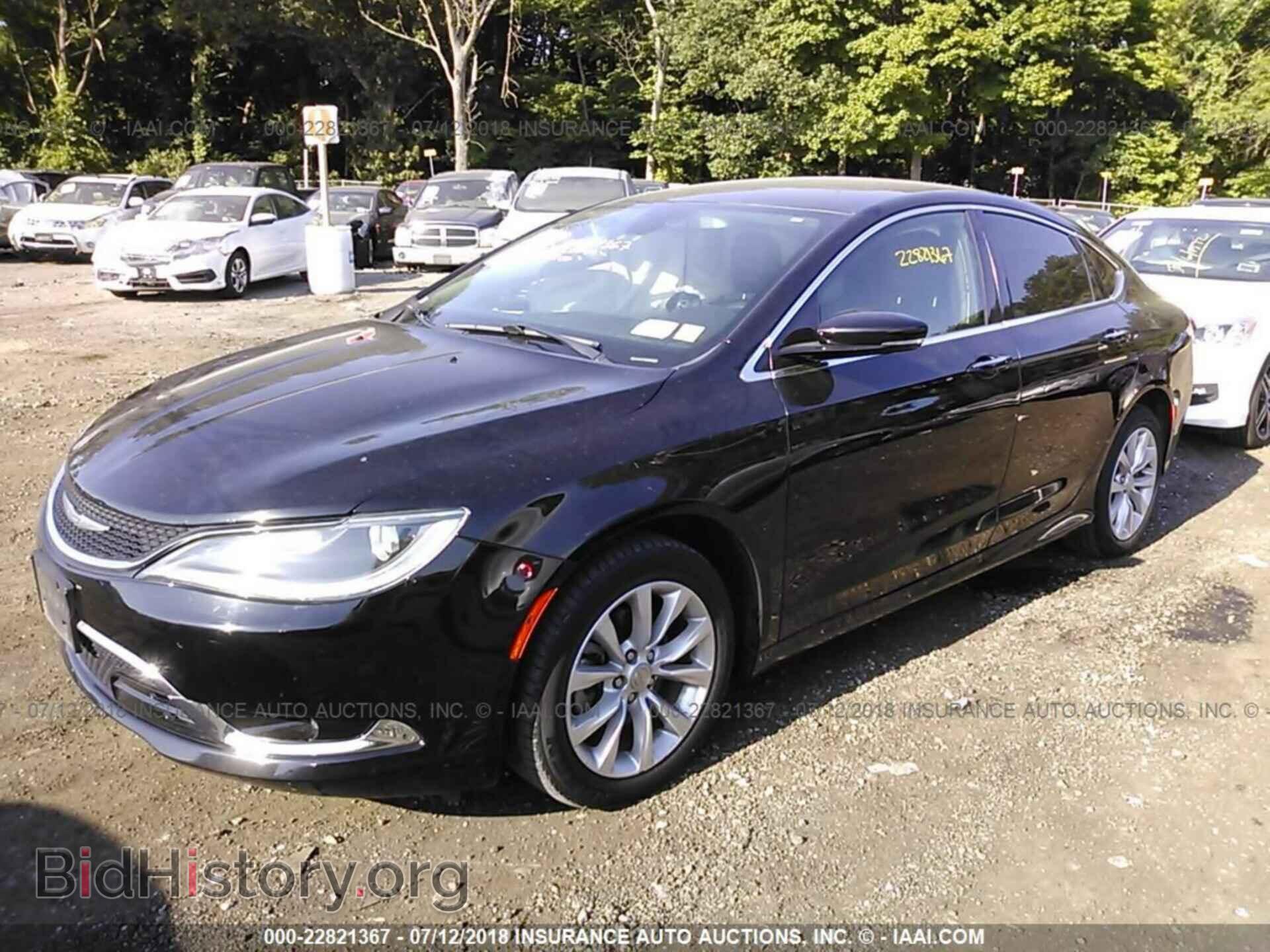 2015 Chrysler 200 - VIN: 1C3CCCCB3FN544172 - Photo 2