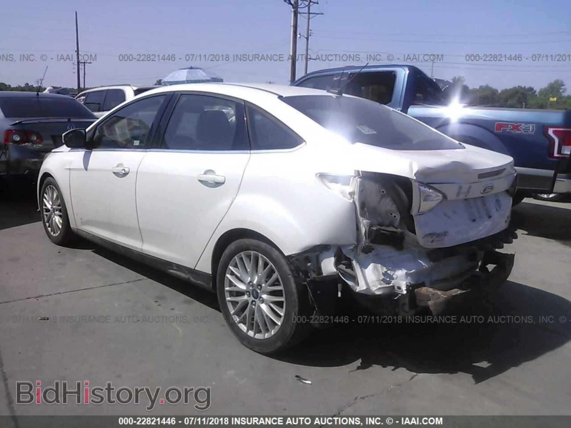 2012 Ford Focus - VIN: 1FAHP3H2XCL414157 - Фото 3