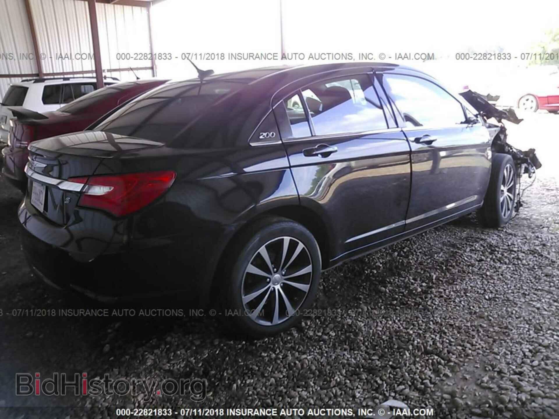 2012 Chrysler 200 - VIN: 1C3CCBBG7CN303816 - Фото 4