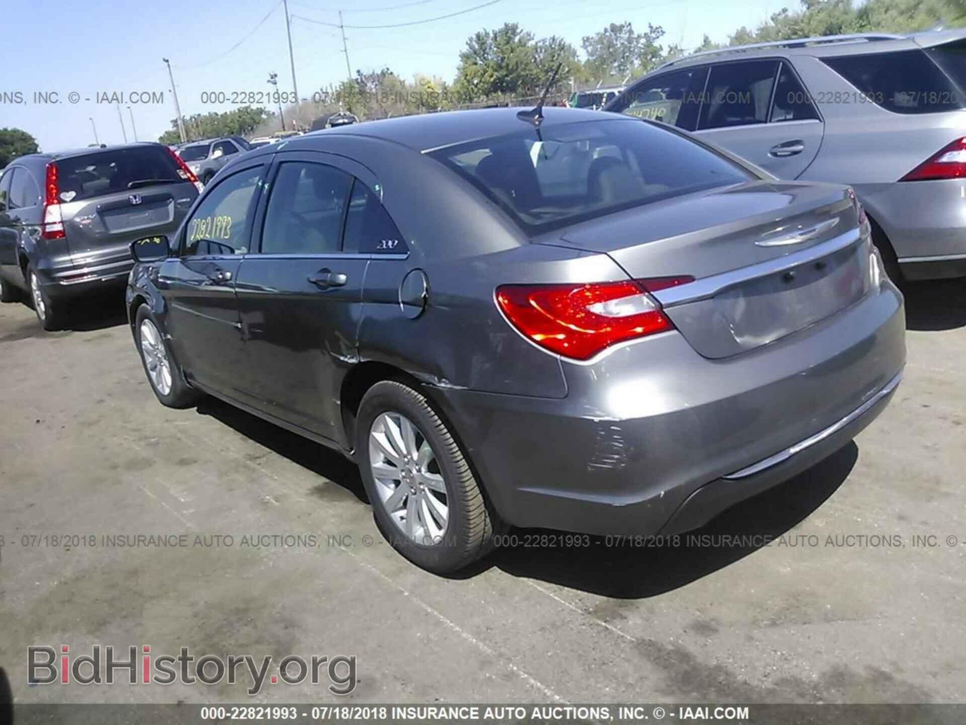 2011 Chrysler 200 - VIN: 1C3BC1FB4BN593080 - Фото 3