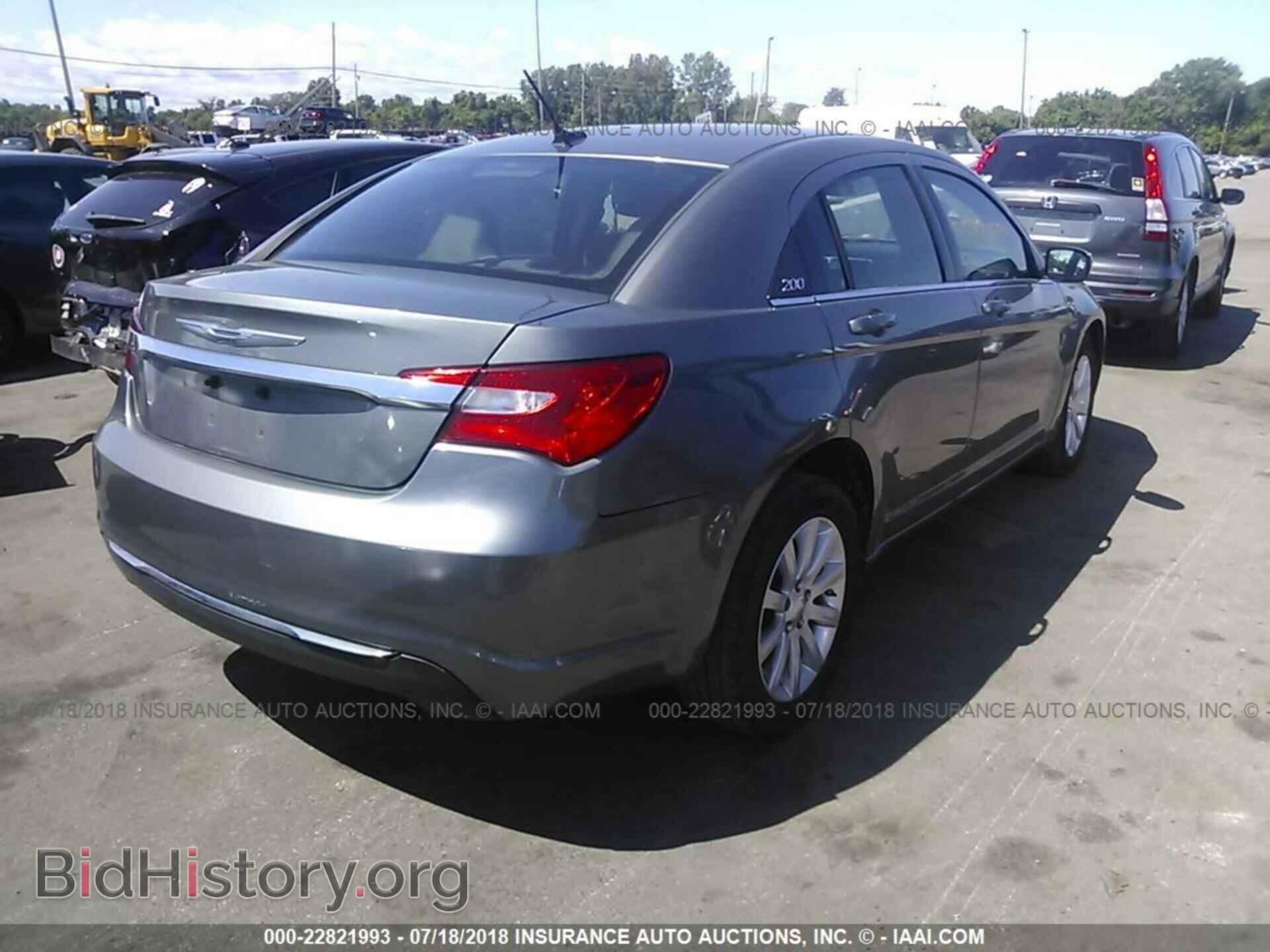 2011 Chrysler 200 - VIN: 1C3BC1FB4BN593080 - Фото 4